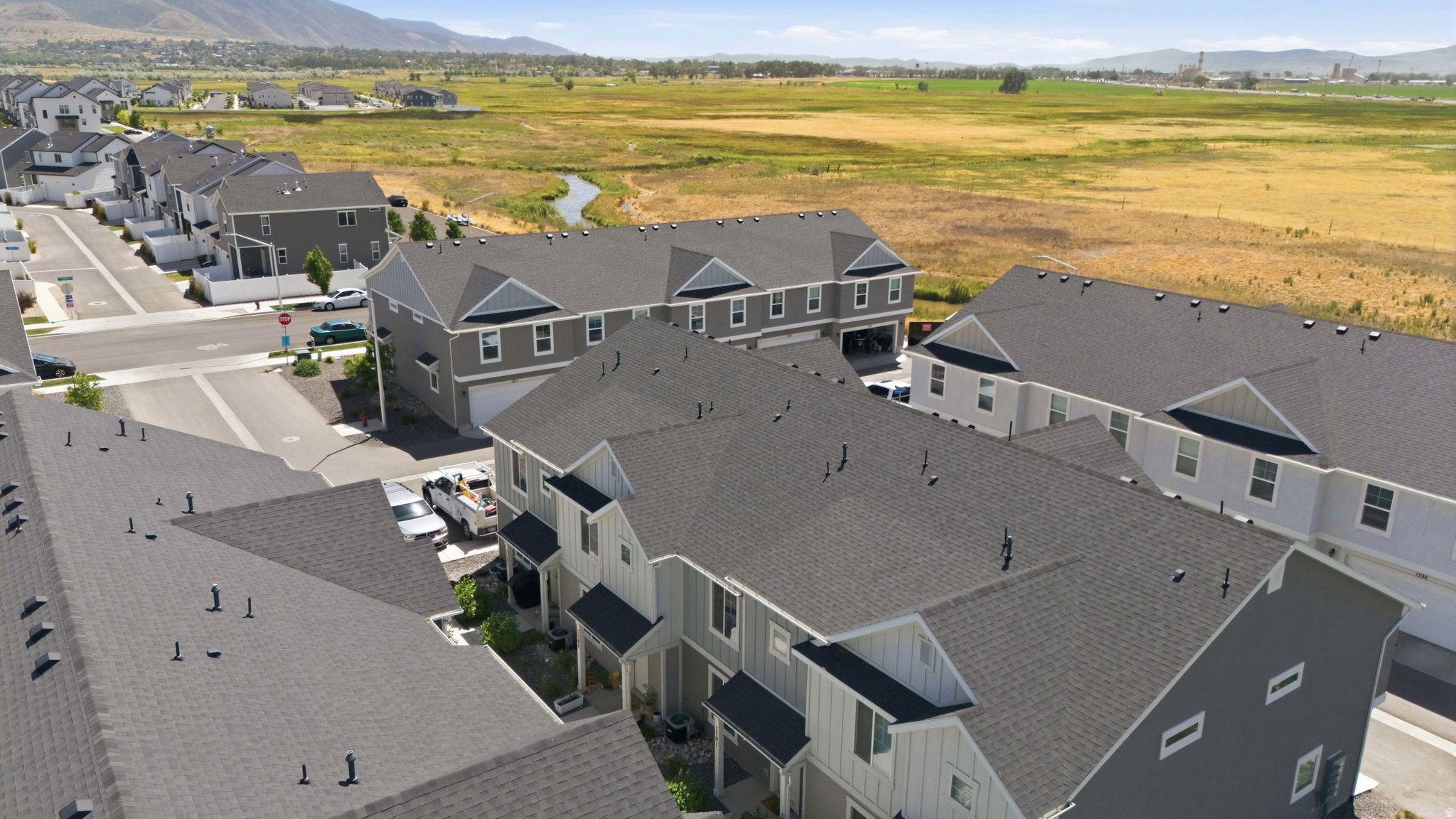 ARROWHEAD PARK - Residential
