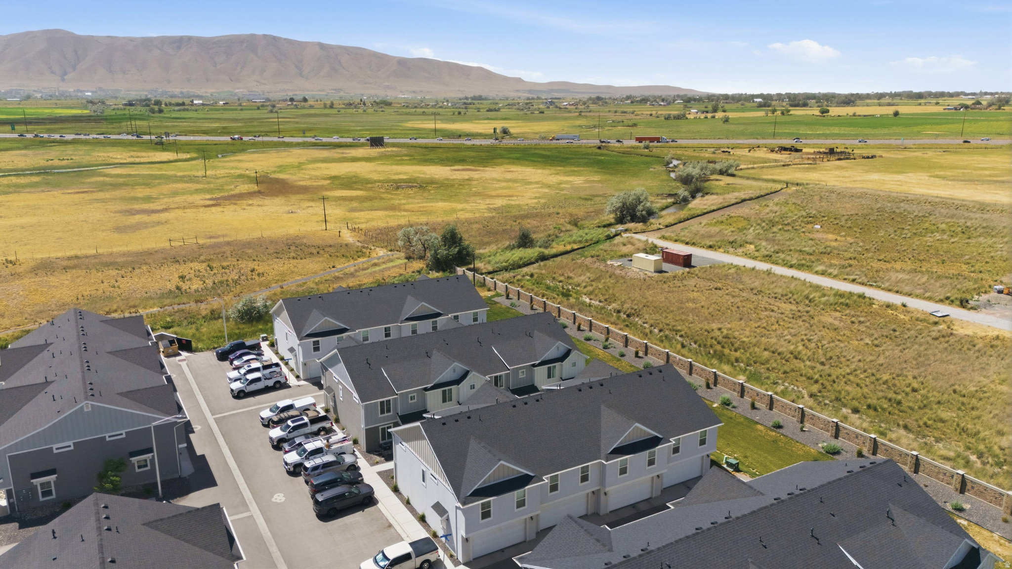 ARROWHEAD PARK - Residential