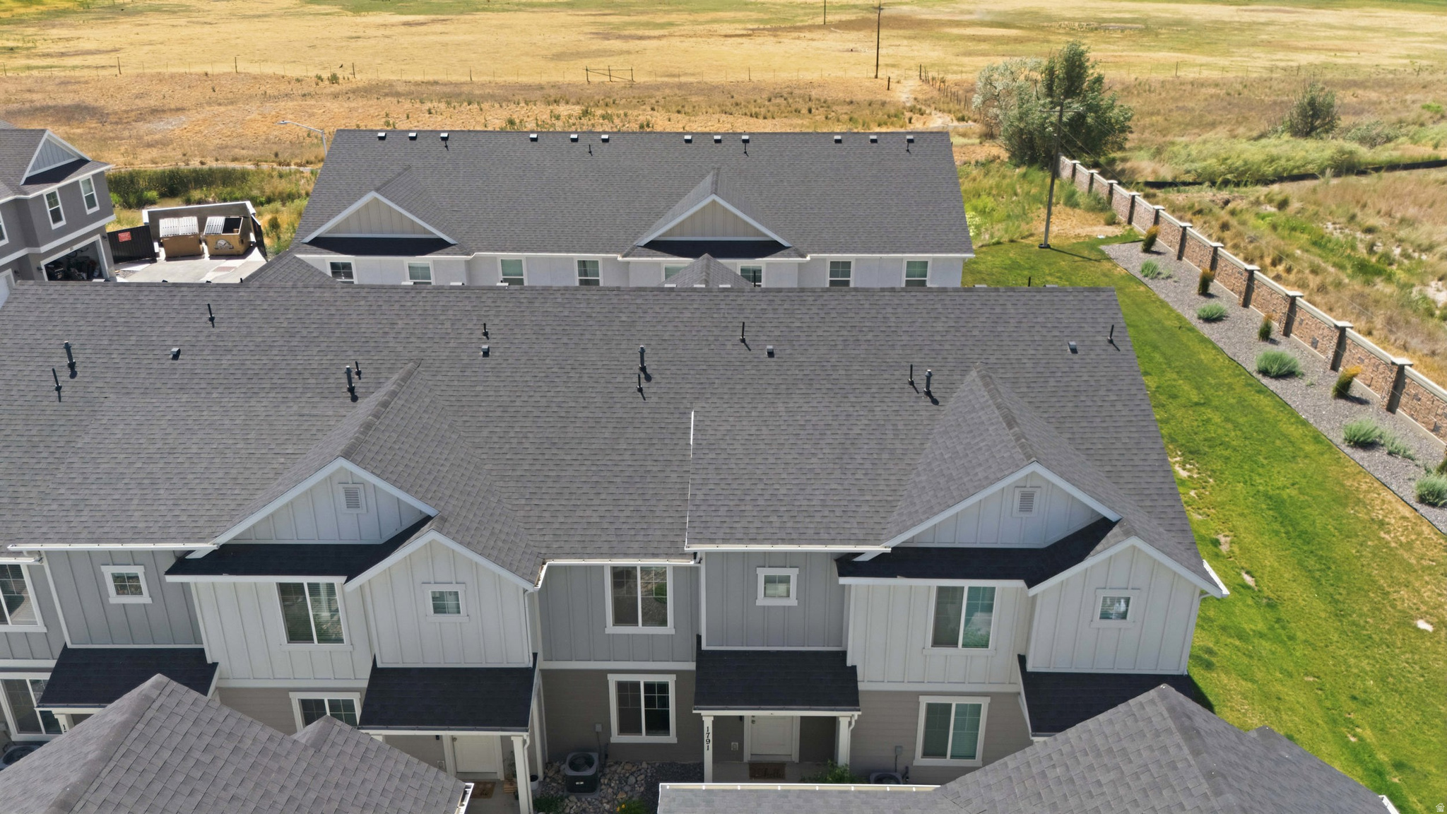 ARROWHEAD PARK - Residential