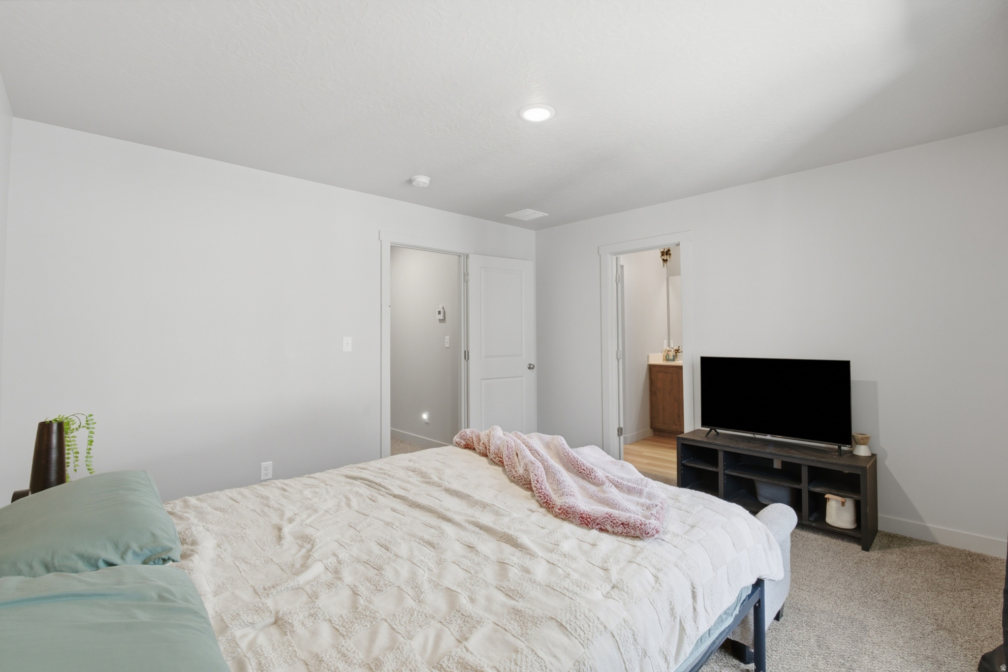ARROWHEAD PARK - Residential