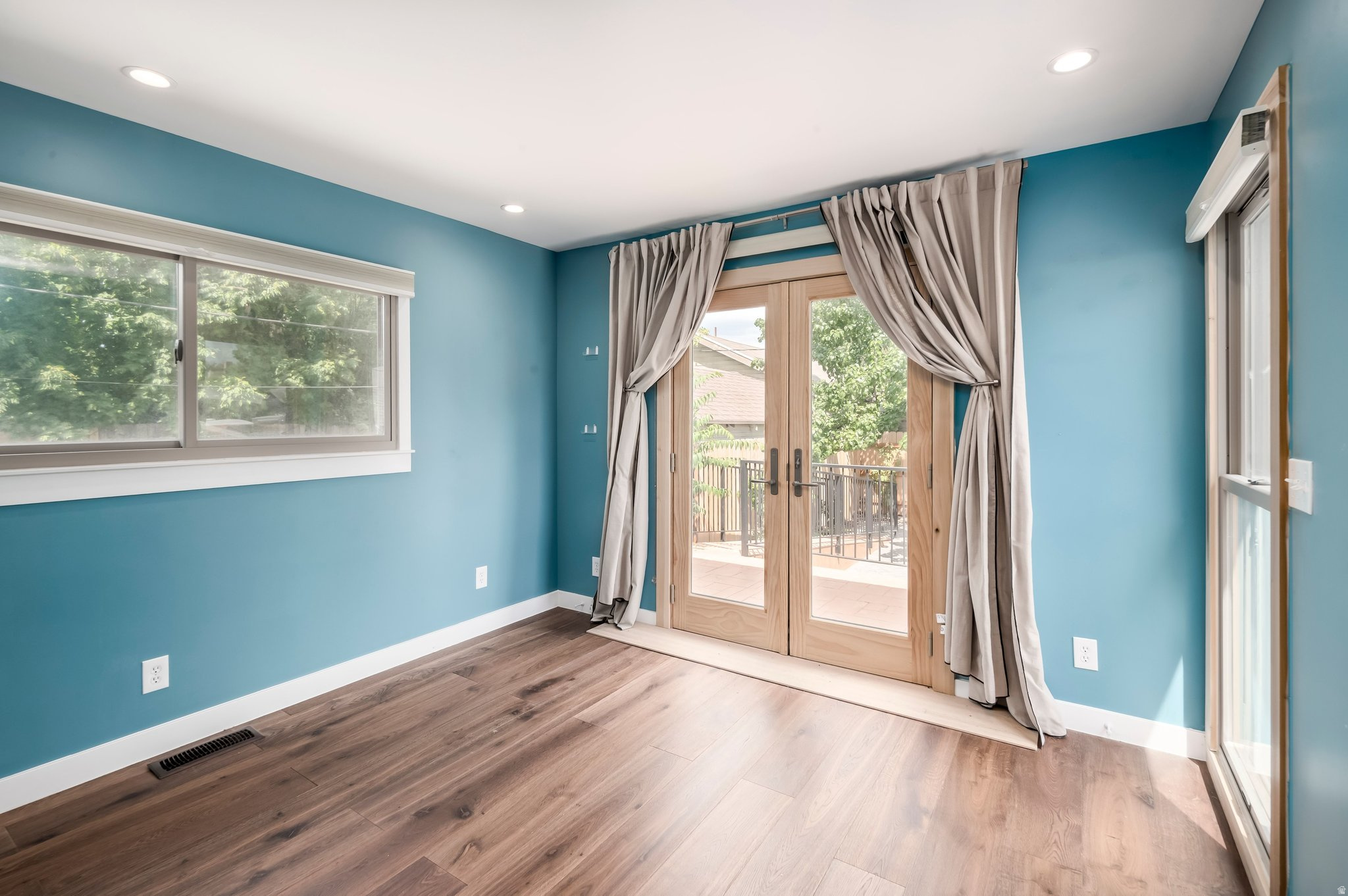 DENVER PLACE - Residential