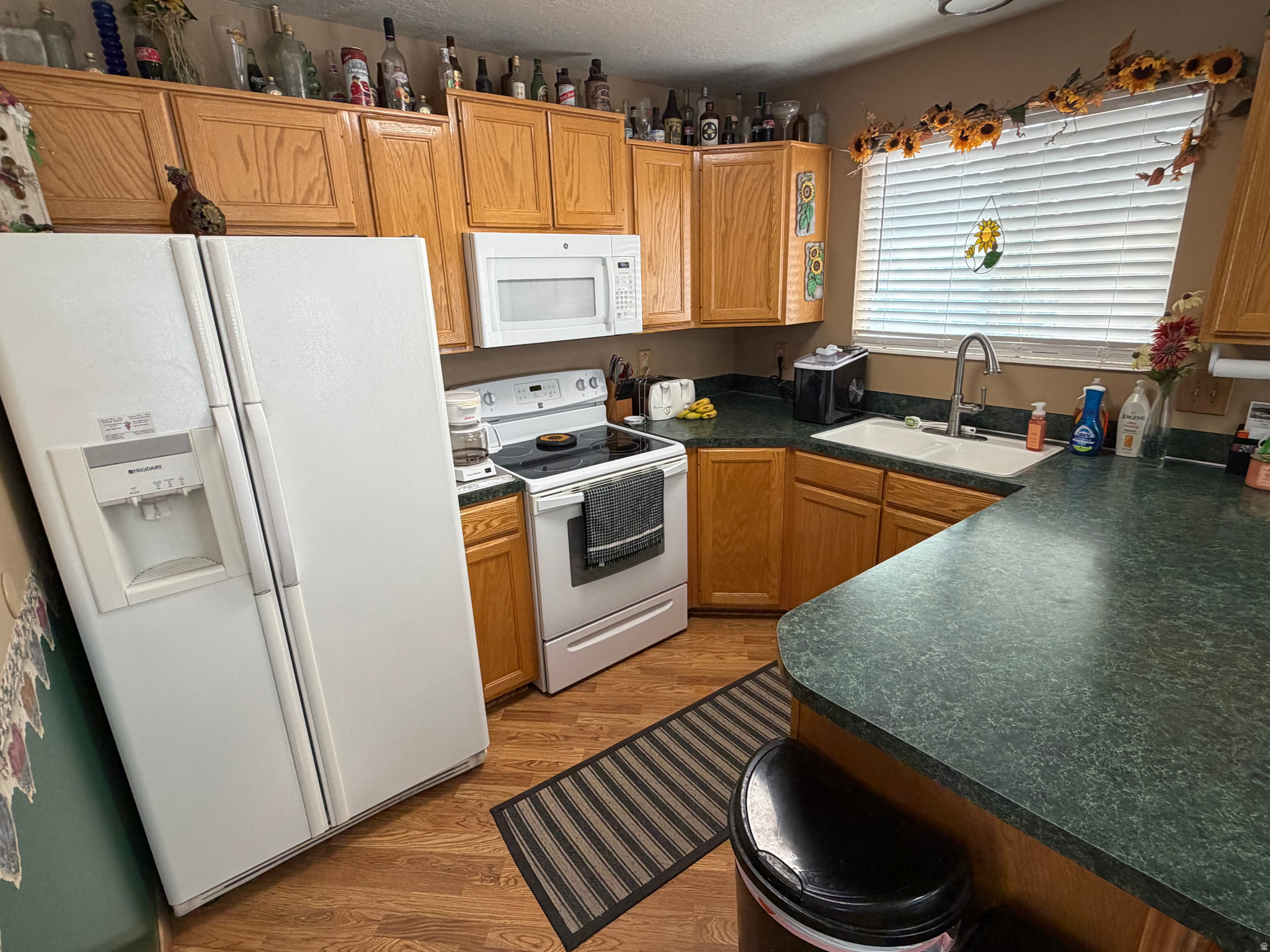 COTTONWOOD ESTATES - Residential