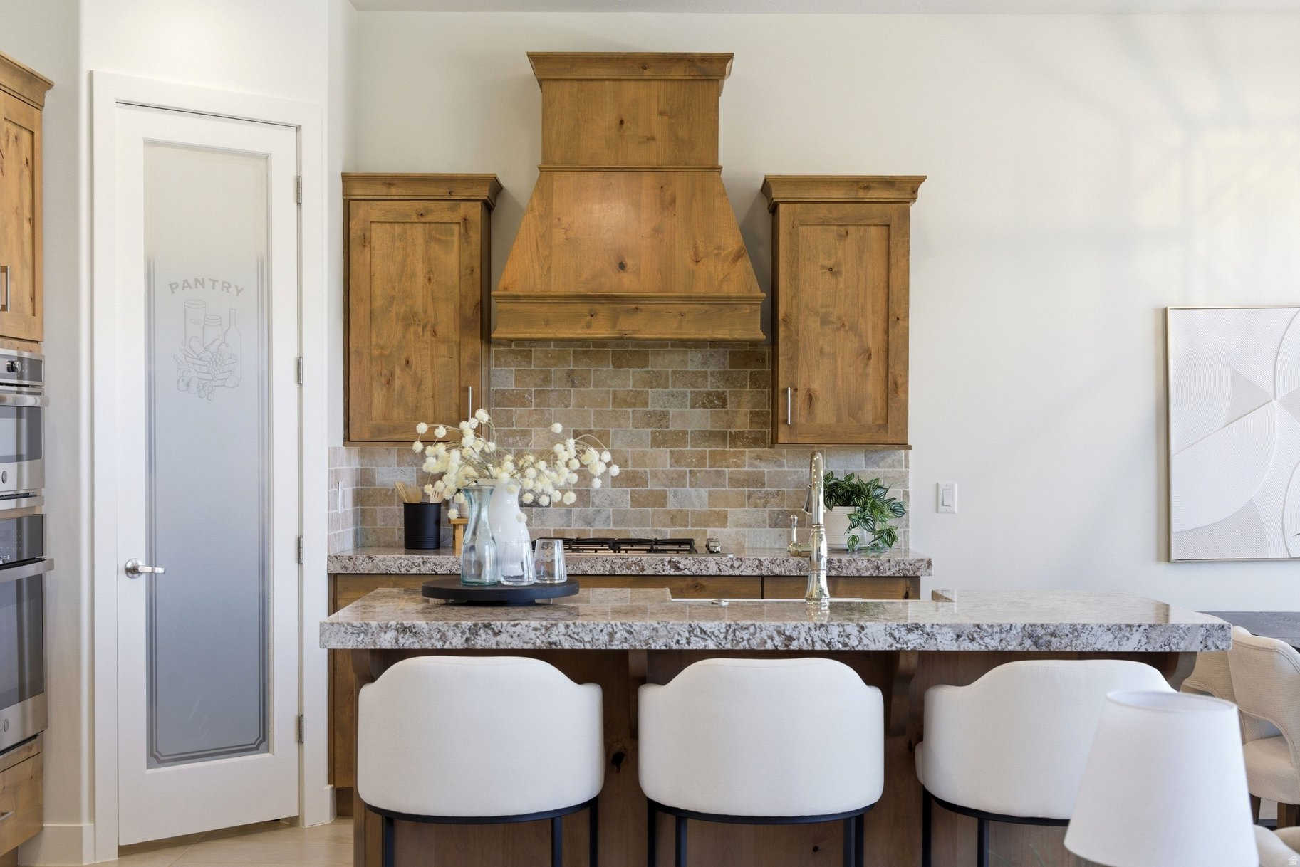 LEDGES OF ST GEORGE WHITE ROCKS PH 6 - Residential