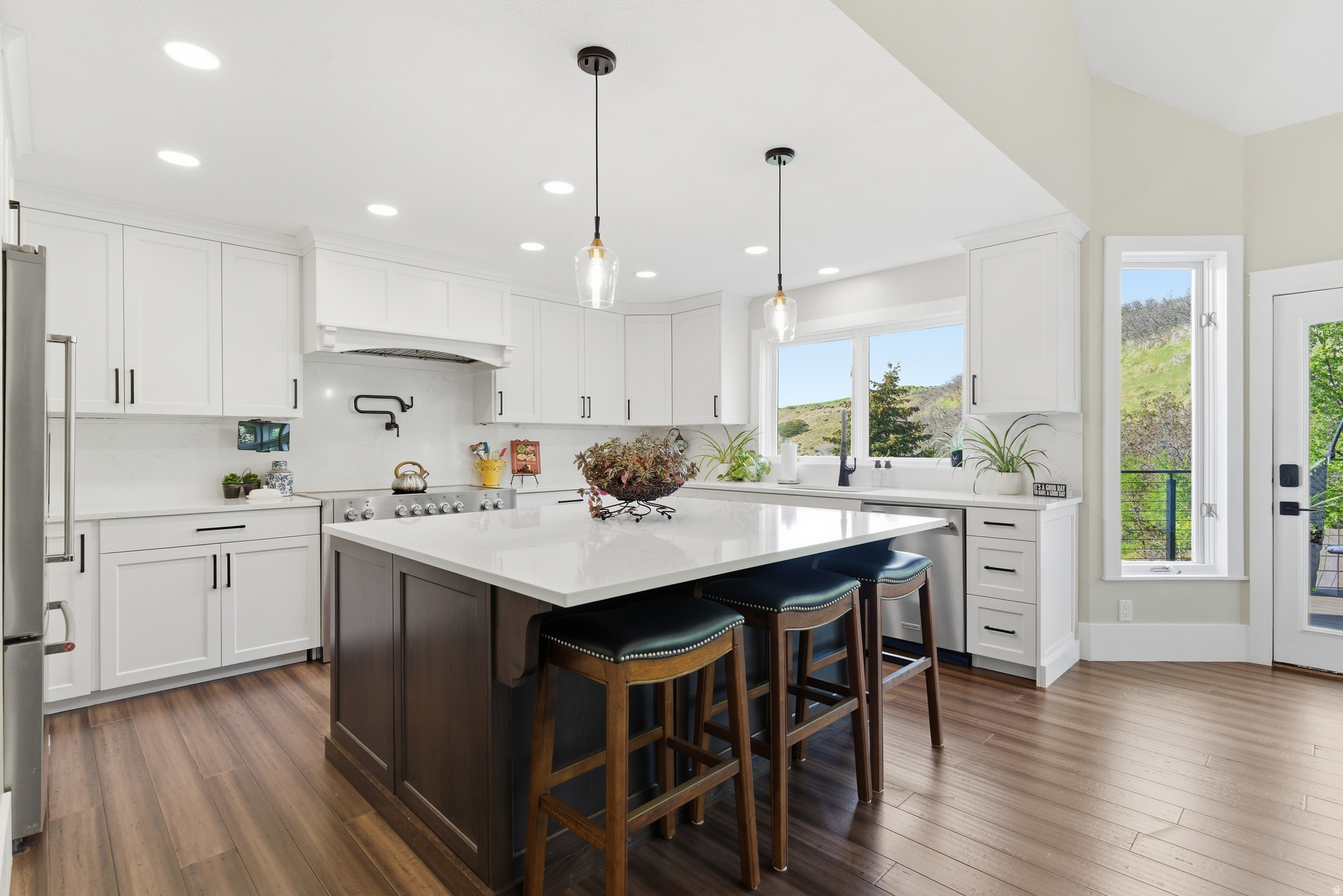 TANGLEWOOD/TWIN PEAK - Residential