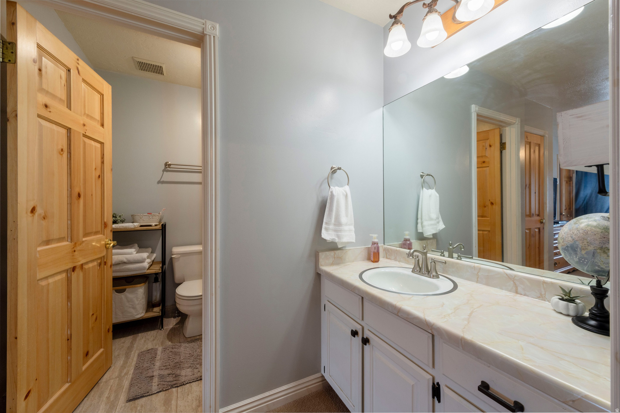 WOLF LODGE CONDOMINI - Residential