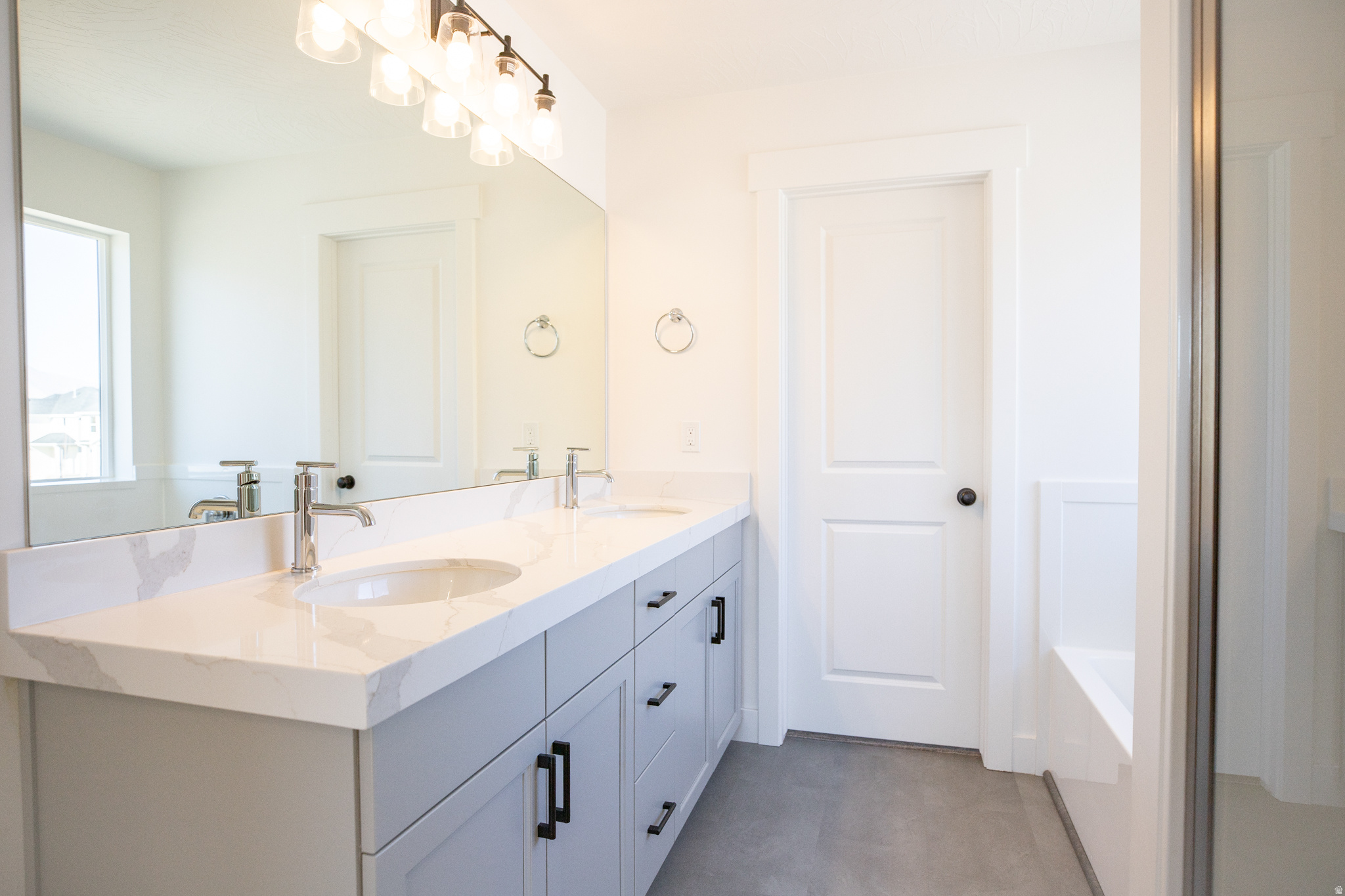 SALEM FIELDS - Residential