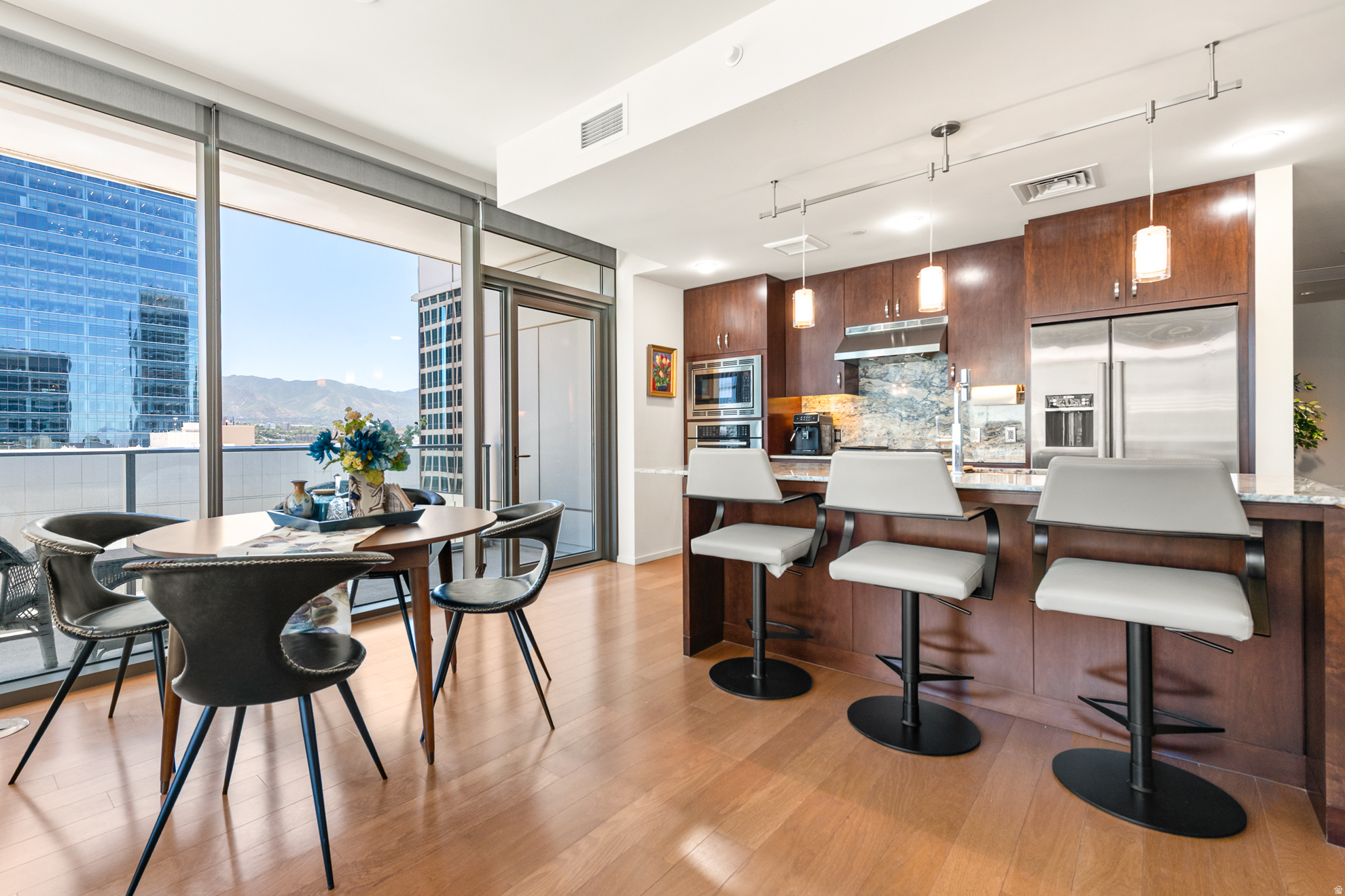 CITY CREEK- REGENT - Residential