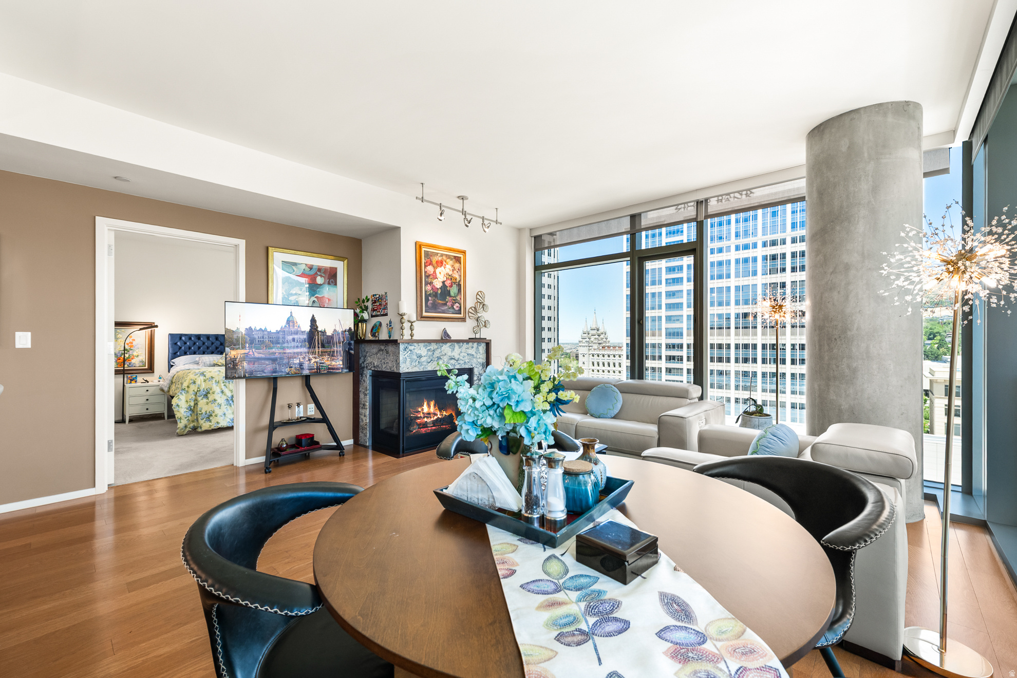 CITY CREEK- REGENT - Residential