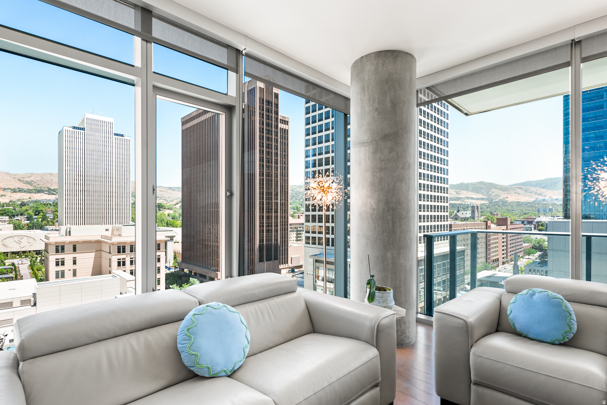 CITY CREEK- REGENT - Residential