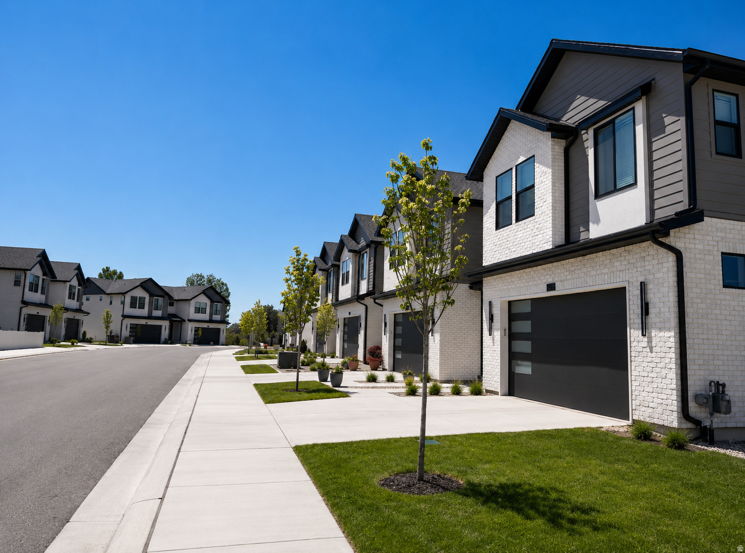 TRAILSIDE RESERVE - Residential