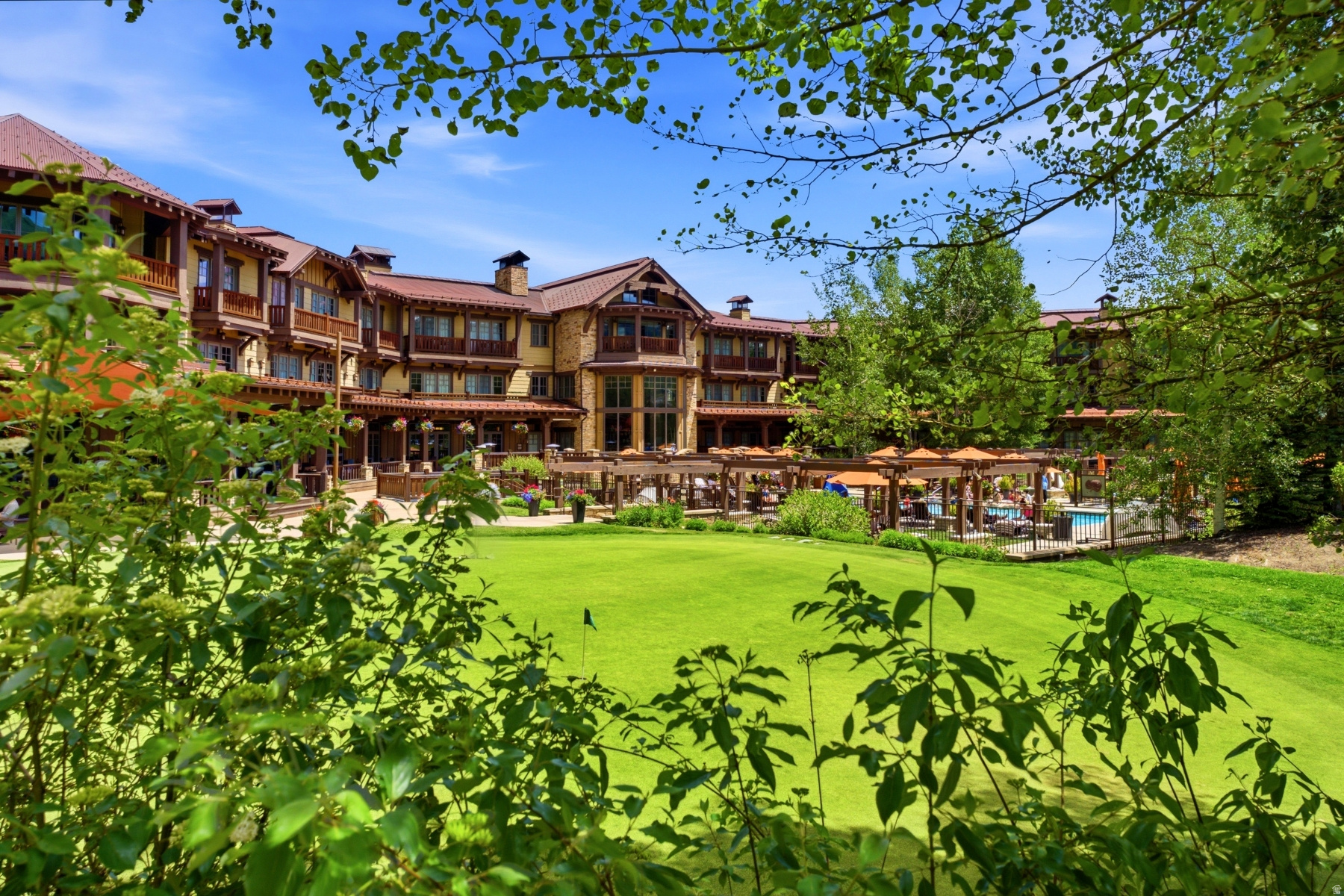 HOTEL PARK CITY - Residential