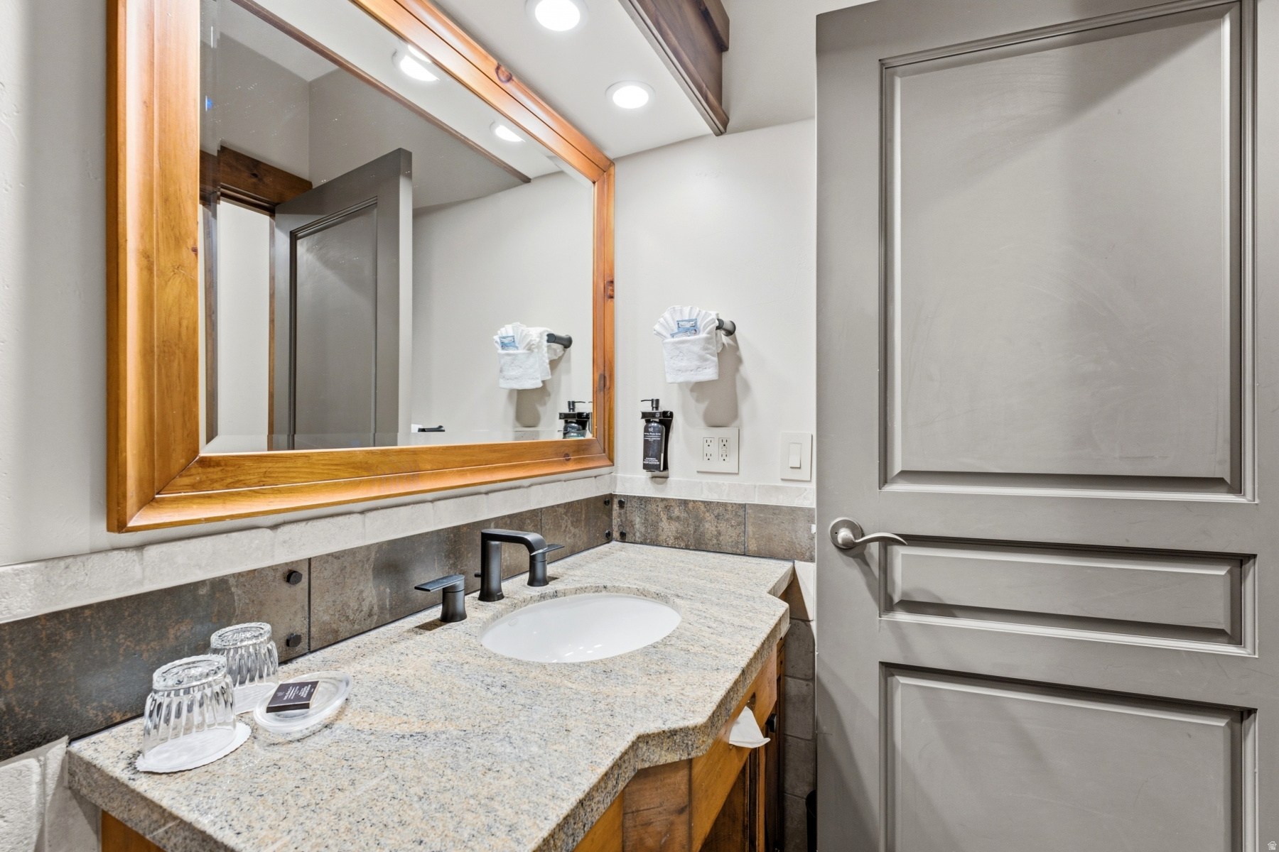 HOTEL PARK CITY - Residential