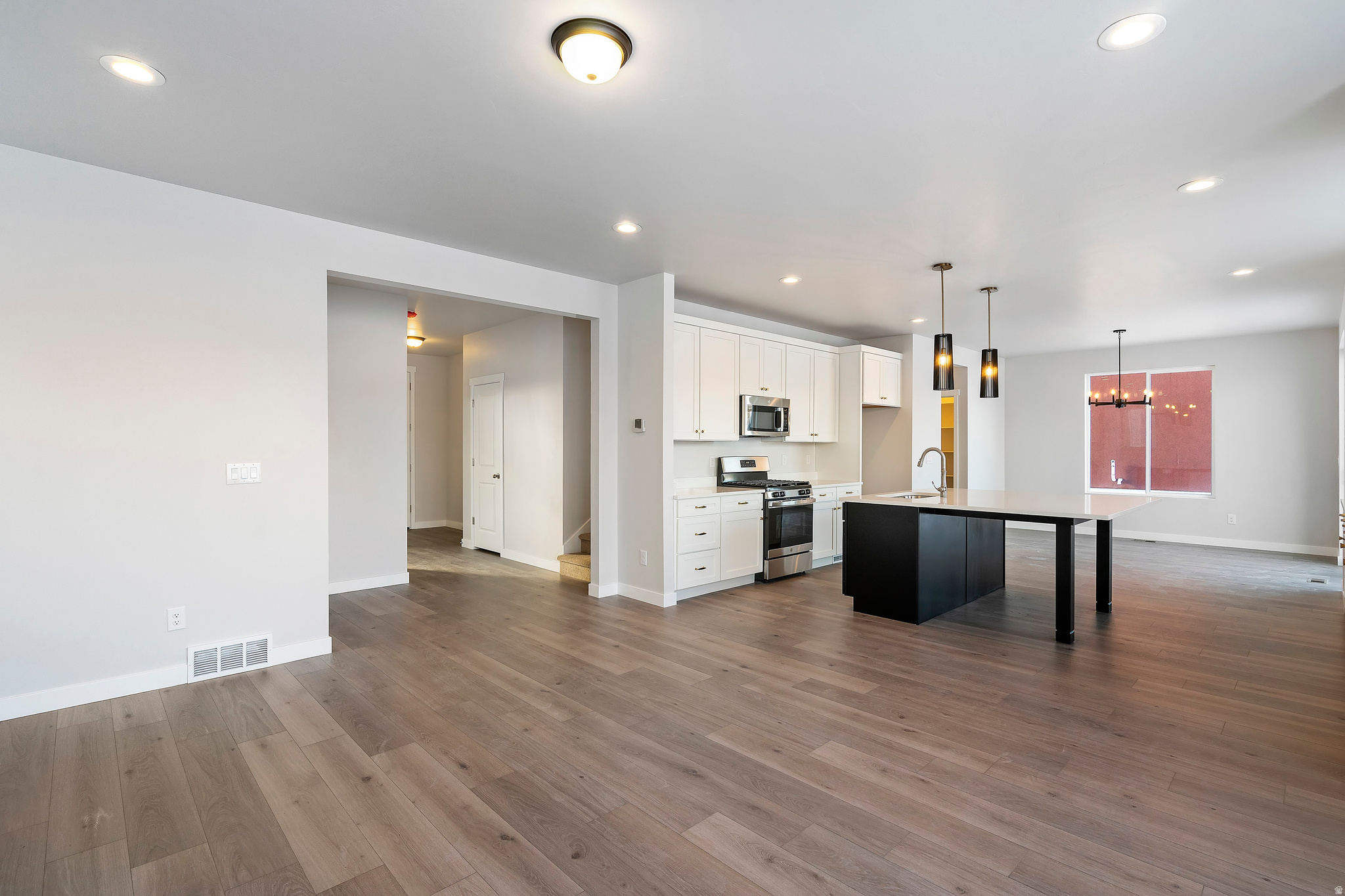 OQUIRRH WEST - Residential