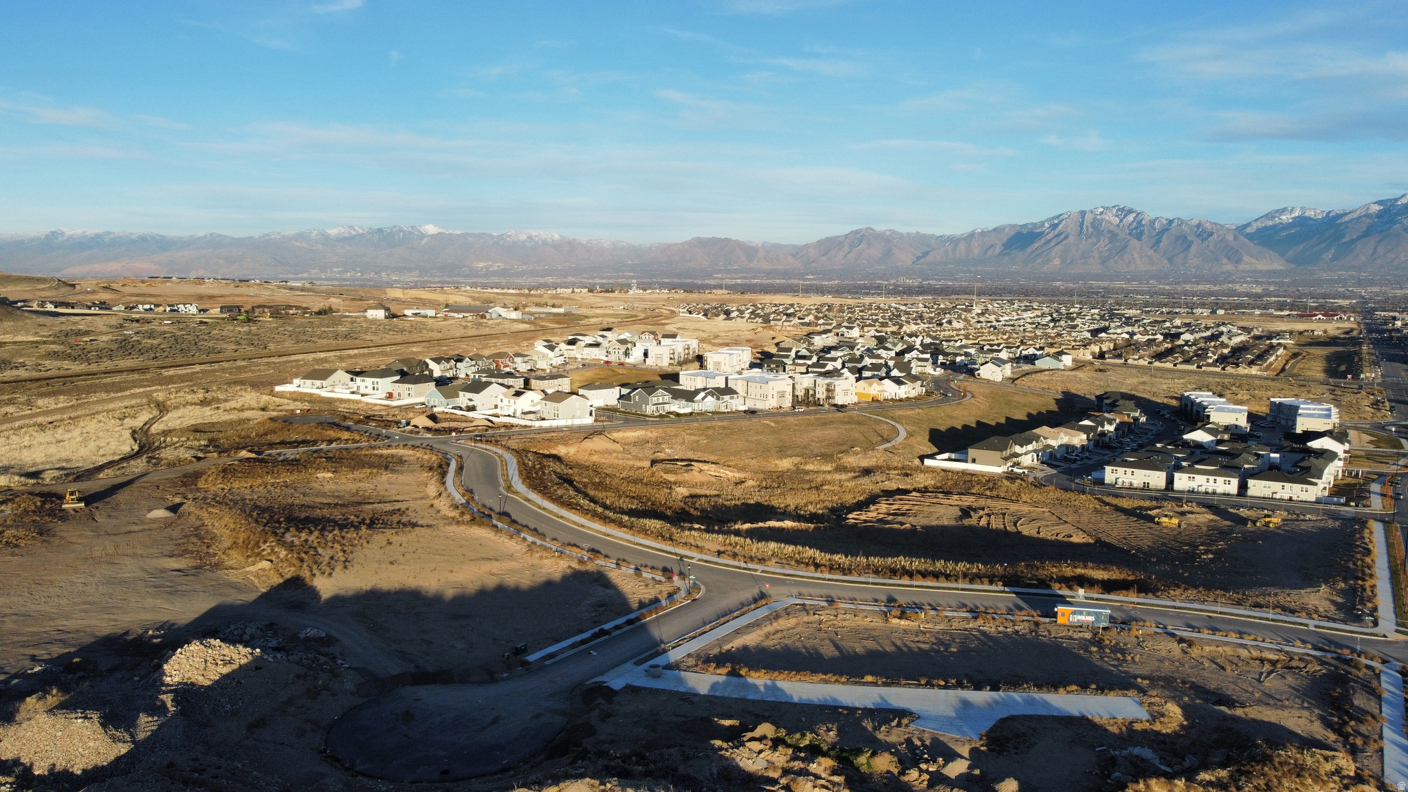 OQUIRRH WEST - Residential