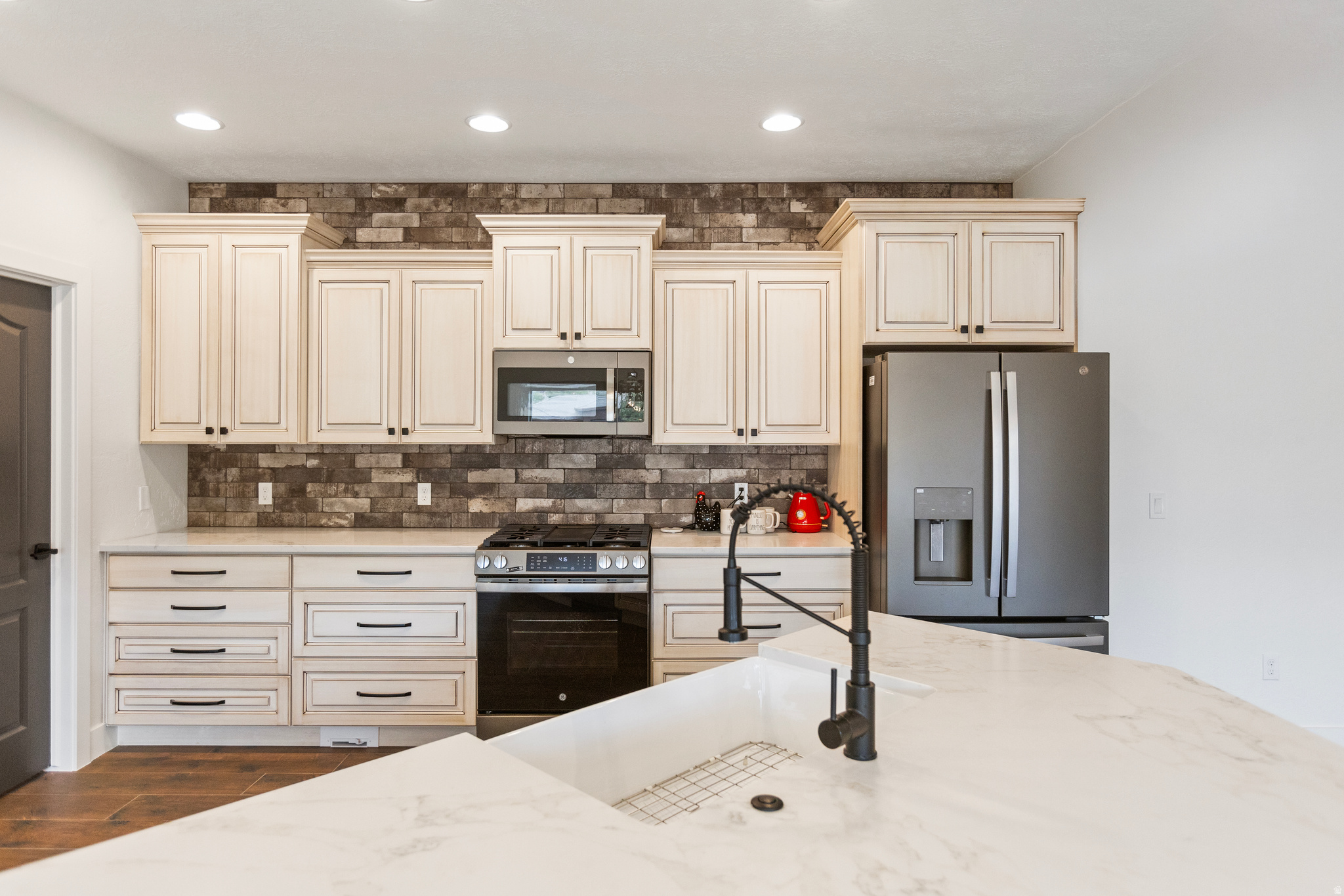 PAINTED DESERT ESTATES - Residential