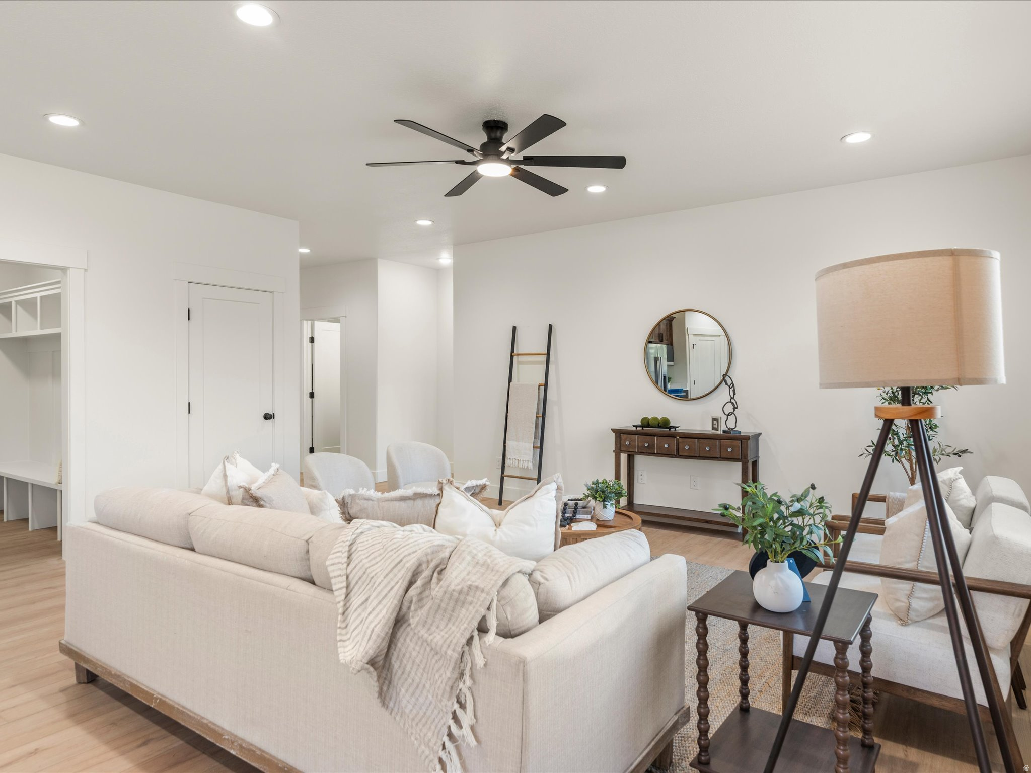 WEST MEADOWS - Residential