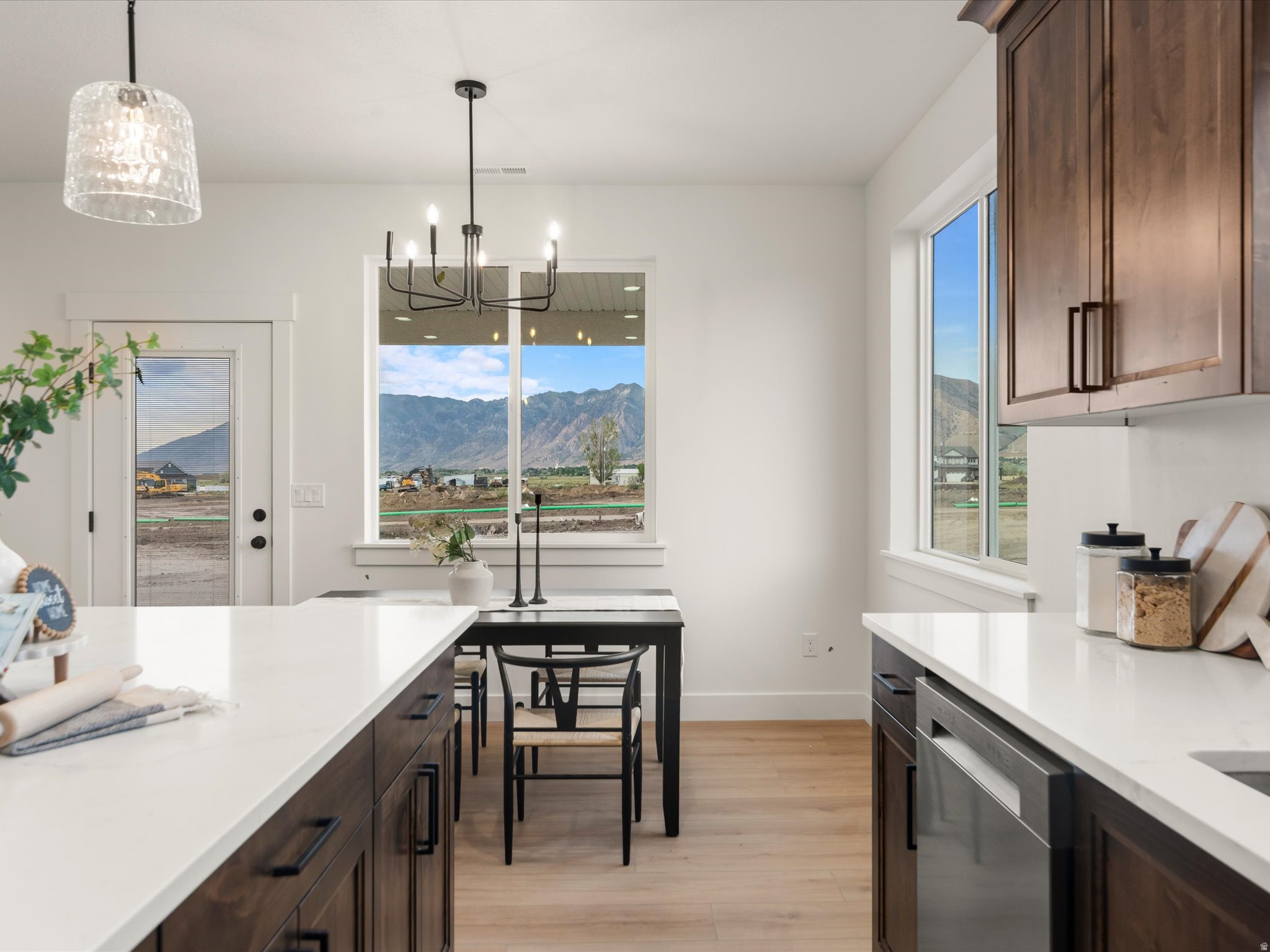 WEST MEADOWS - Residential