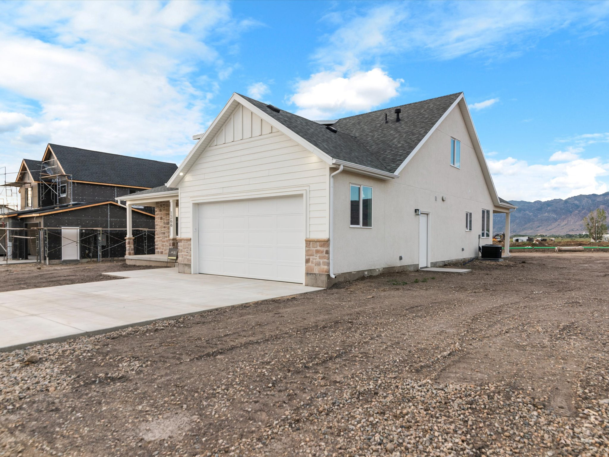WEST MEADOWS - Residential