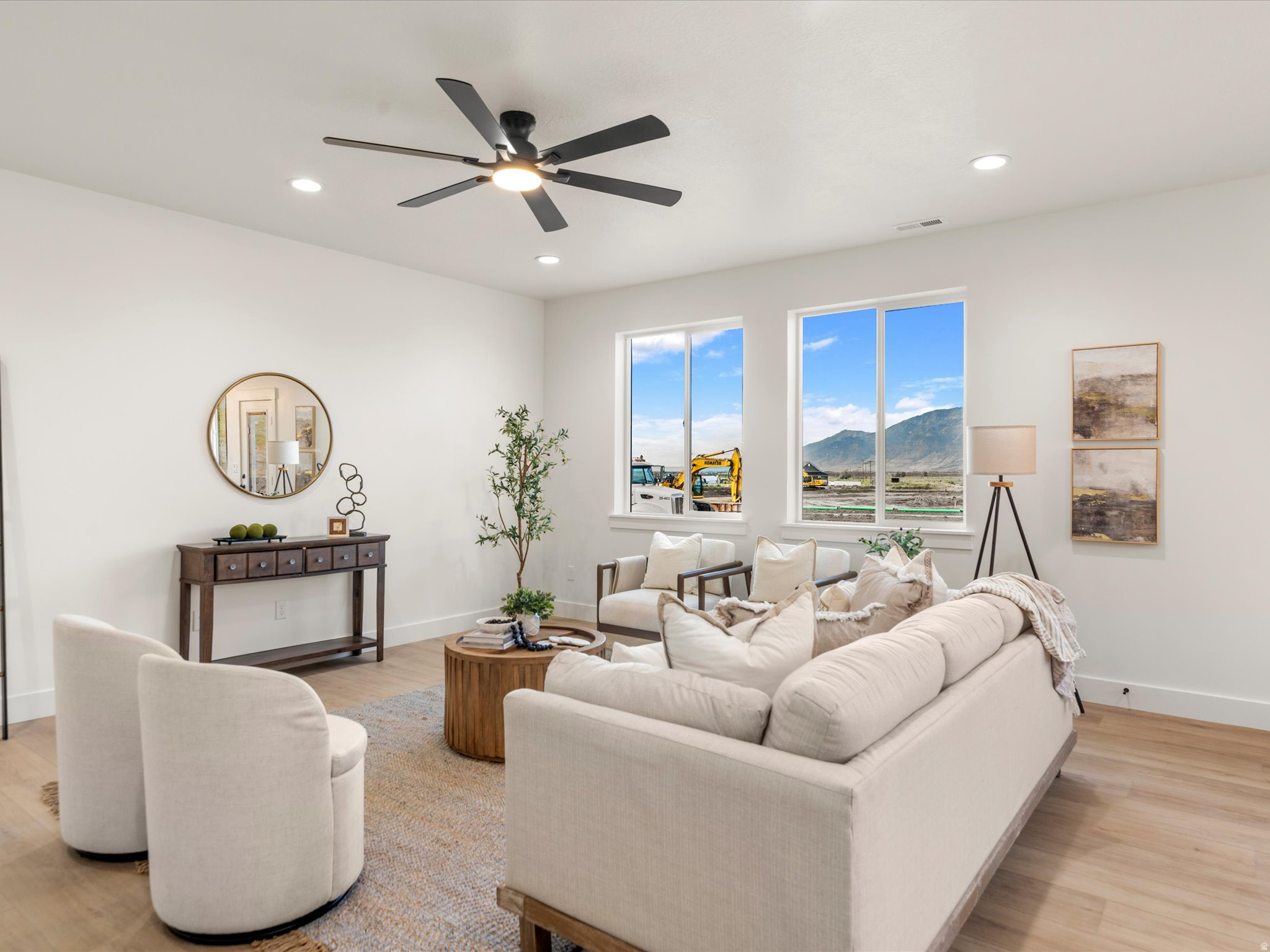 WEST MEADOWS - Residential