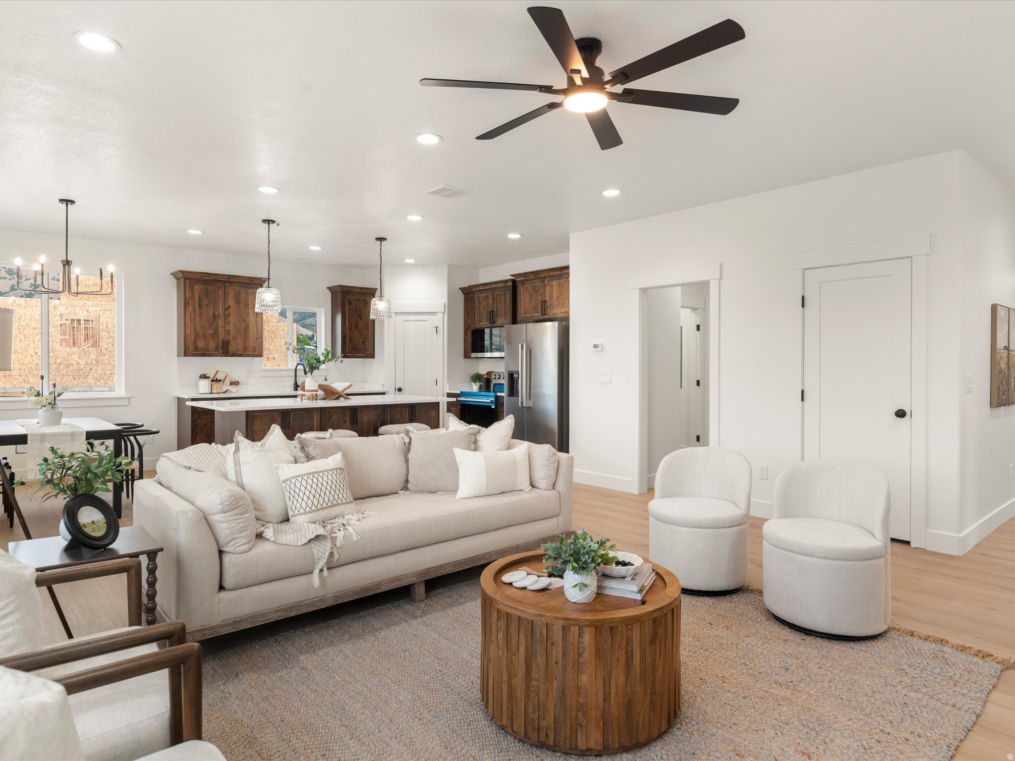 WEST MEADOWS - Residential