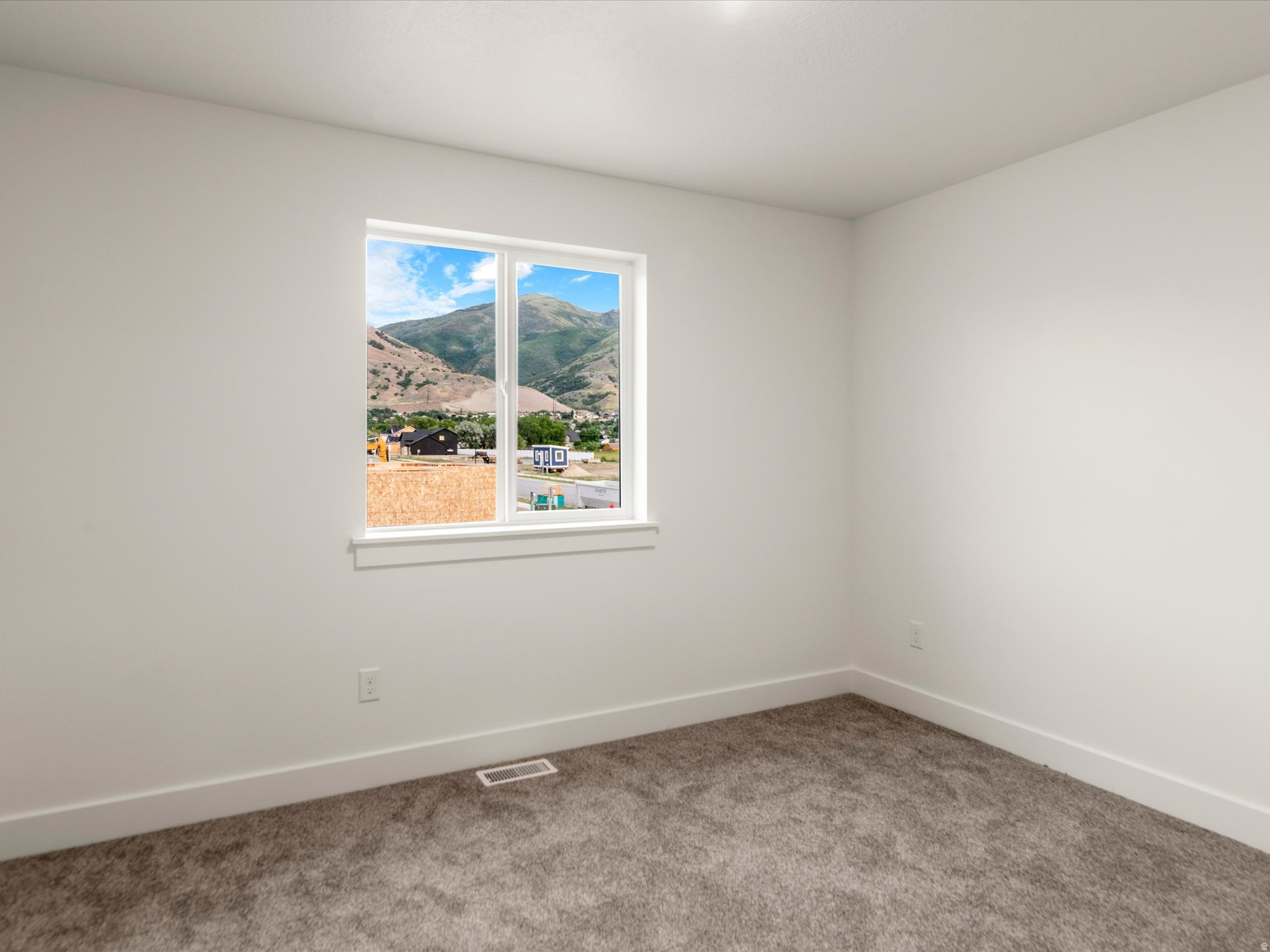 WEST MEADOWS - Residential