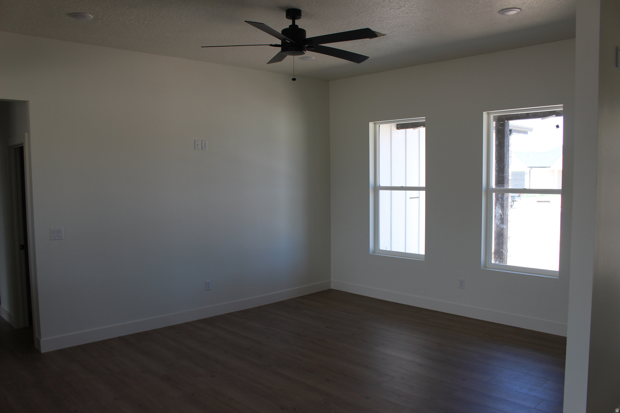 VALLEY GATE ESTATES - Residential