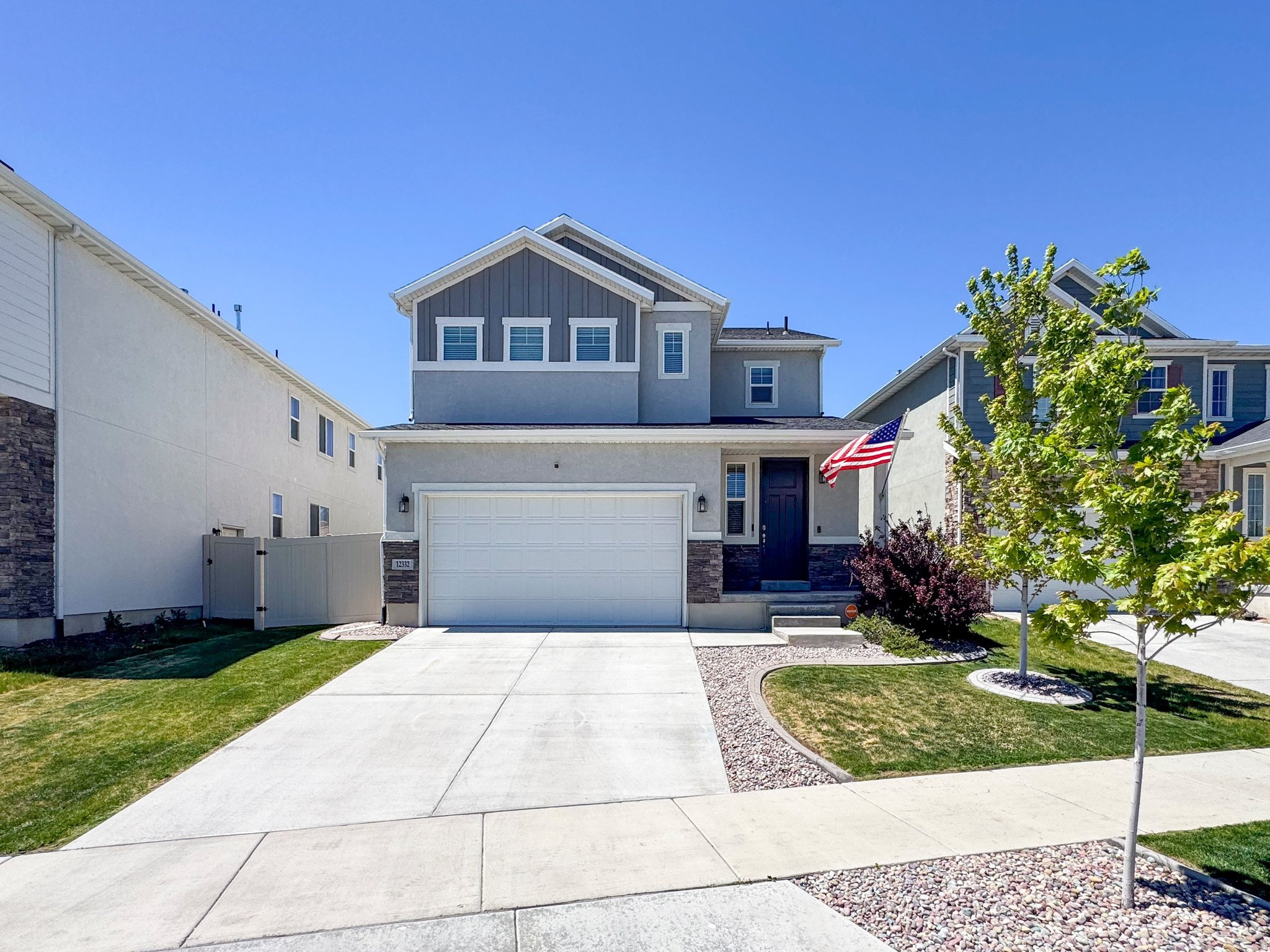 Welcome to the coveted Bigbend Subdivision!!! This immaculate and beautiful home features, 5 bedrooms, 3.5 baths, 2 car garage, and 3,481 sqft. MAIN LEVEL- 9ft ceilings, tile flooring in hallways, dining and kitchen, custom fireplace, custom lights, double sliding doors to covered patio, immaculate kitchen with white quartz counter tops, stainless steel appliances, wall double oven, large pantry, and custom tile backsplash. SECOND FLOOR- 3 bedrooms with large closets, master bedroom, 2 full bathrooms, laundry, master is exceptionally large with a walk in closet, master bathroom features, double sinks, separate tub and walk in shower. BASEMENT- Spacious living room, 1 bedroom and a 3/4 bathroom. EXTRAS- Fully fenced yard, no backyard neighbors, close to shopping and dining.