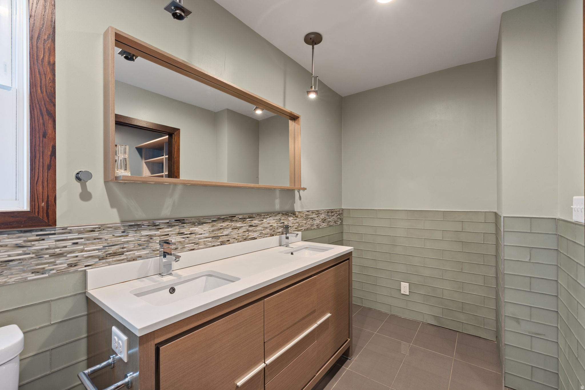 IMPERIAL ADDITION - Residential