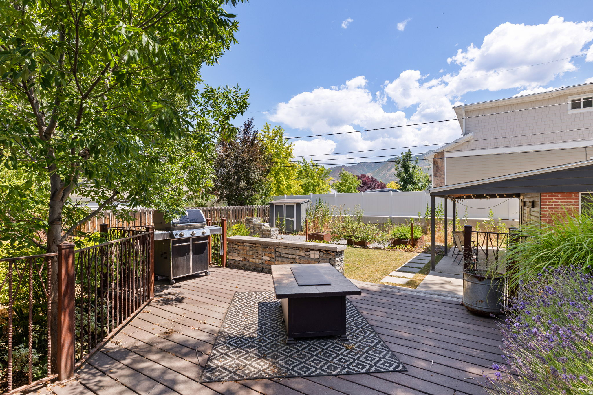 IMPERIAL ADDITION - Residential