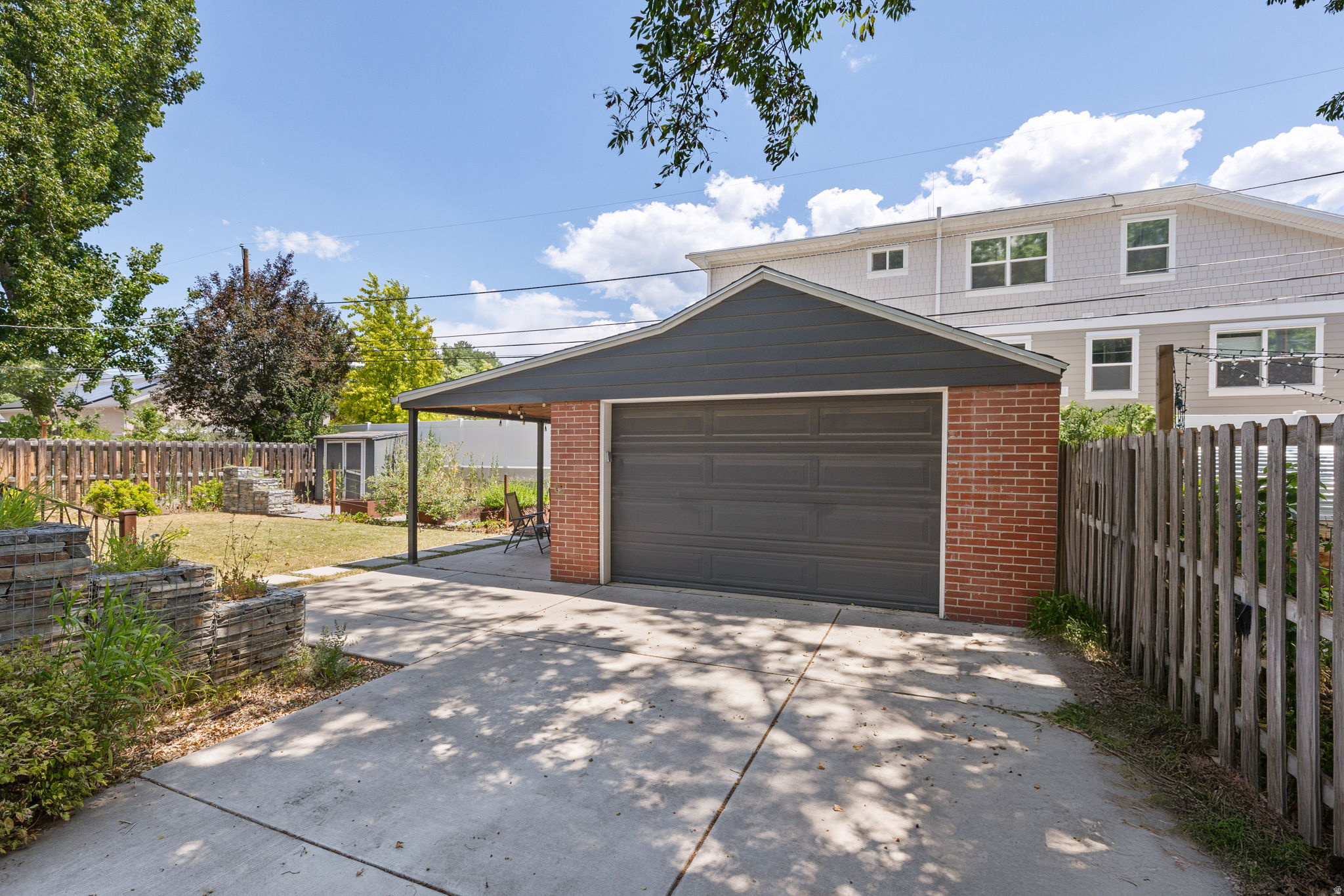 IMPERIAL ADDITION - Residential