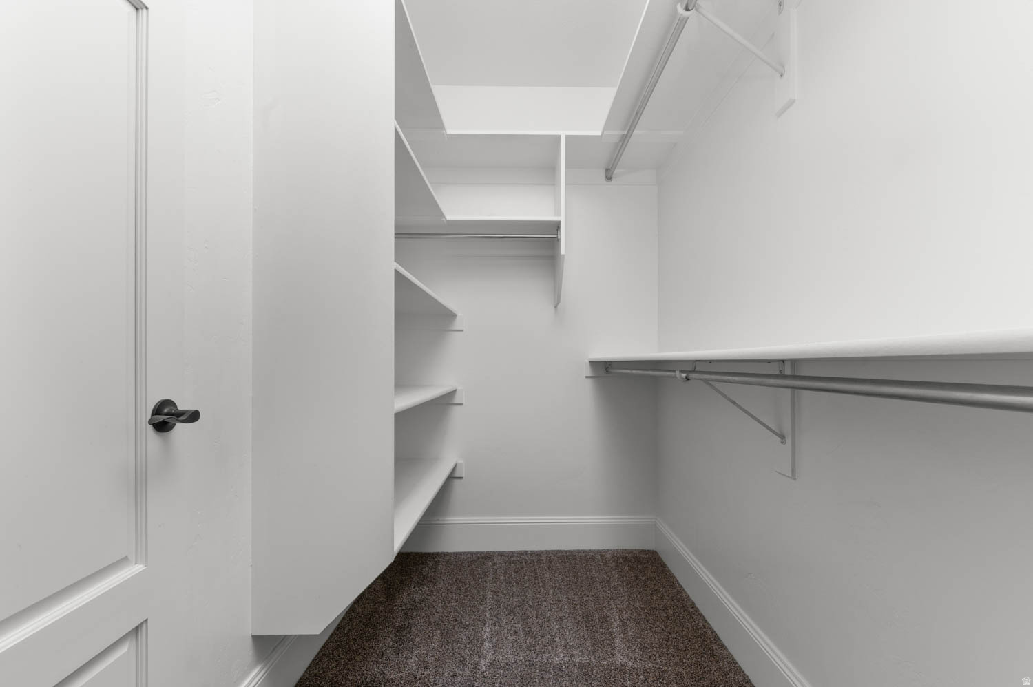 ARBORS ON THE AVENUE - Residential
