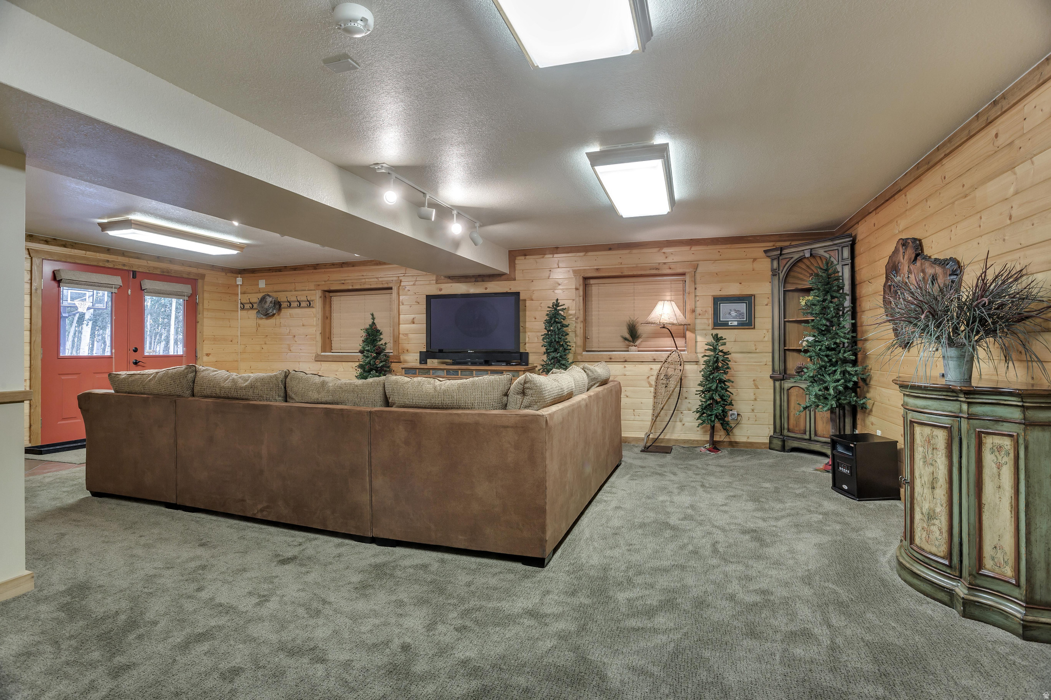 TIMBER LAKES - Residential