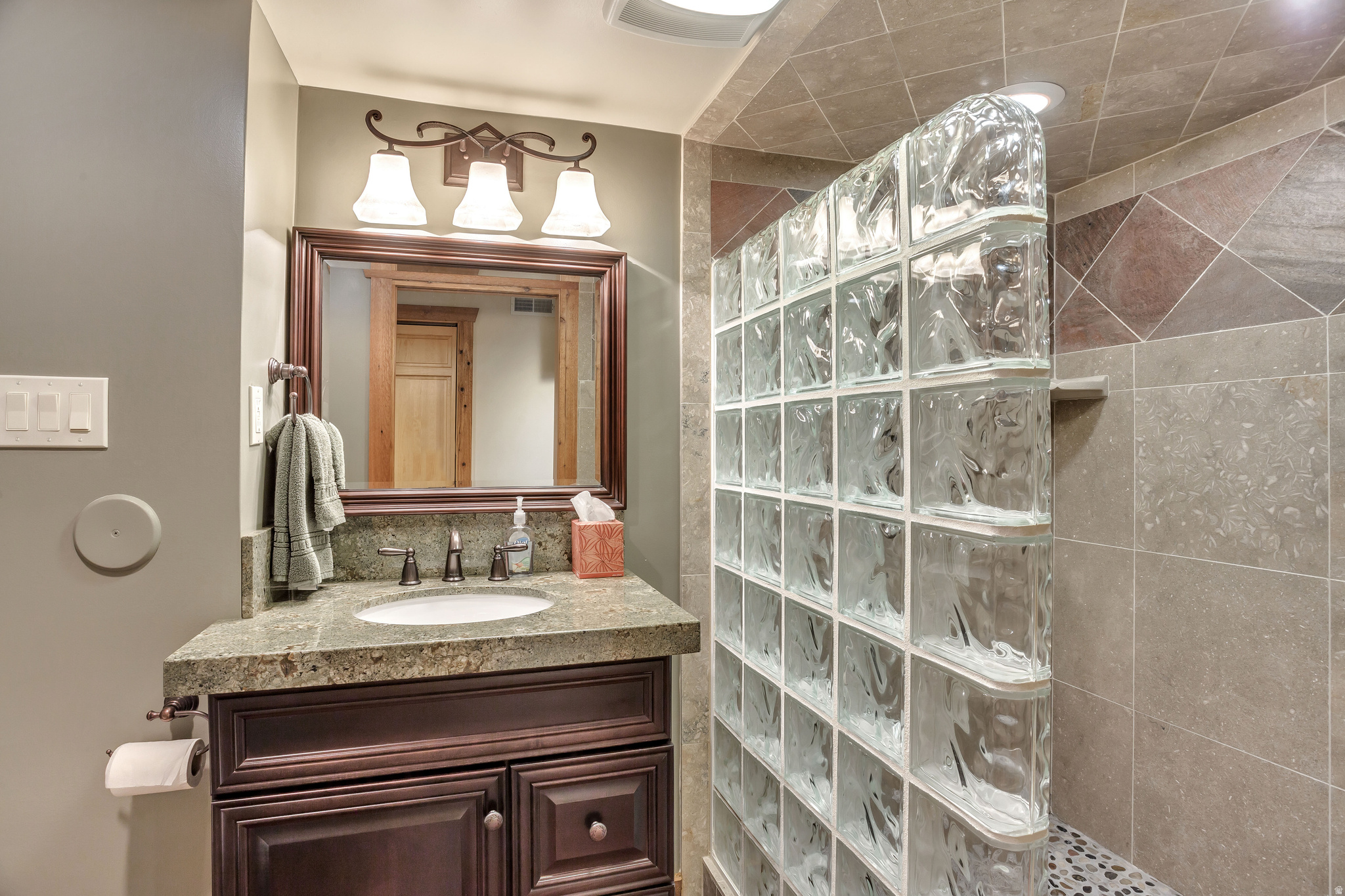 TIMBER LAKES - Residential