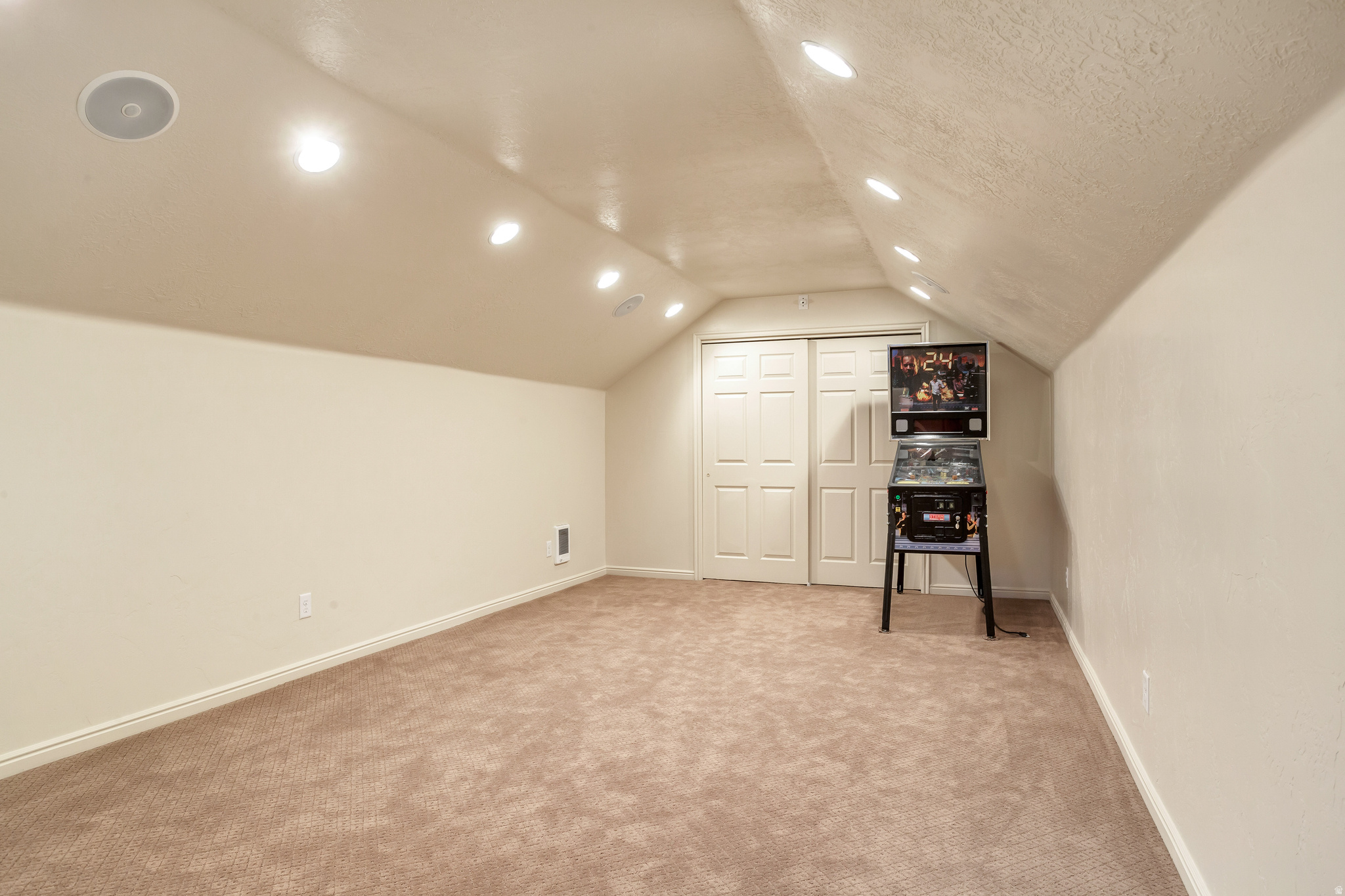 TIMBER LAKES - Residential