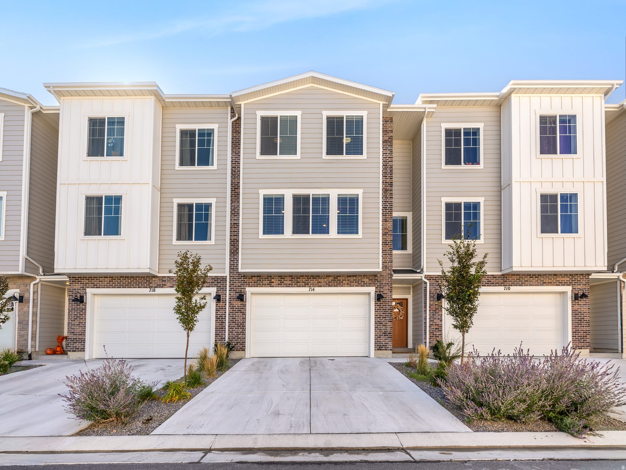 THE TOWNS AT BRYLEE FARMS - Residential