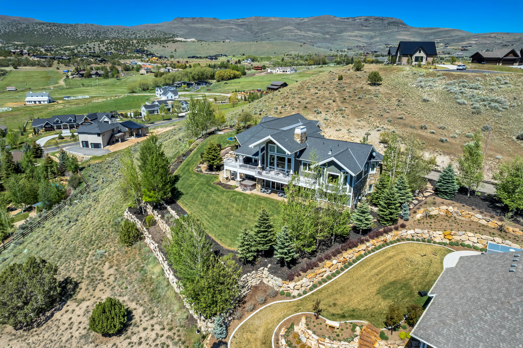 LAKE CREEK - Residential