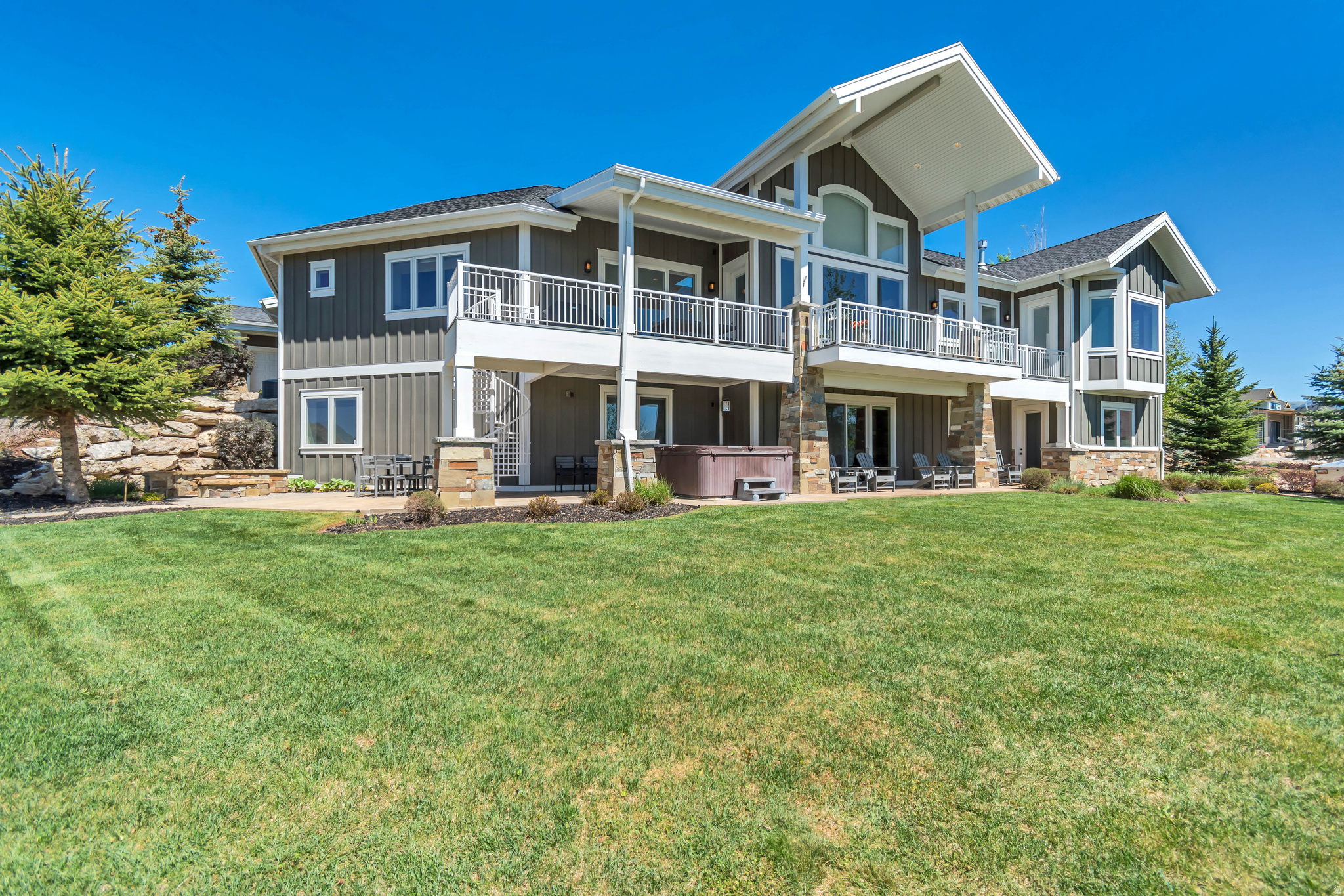 LAKE CREEK - Residential