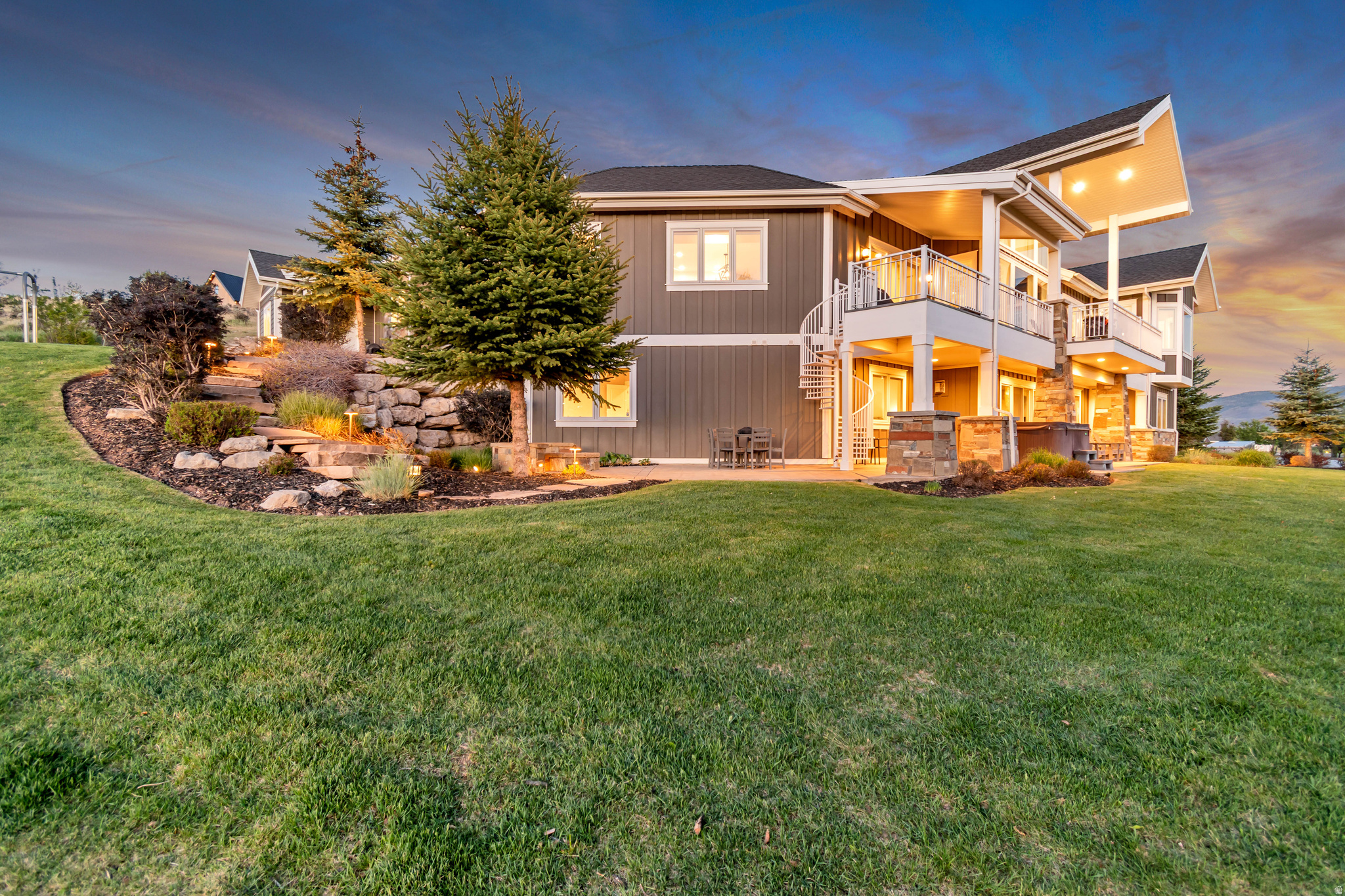 LAKE CREEK - Residential
