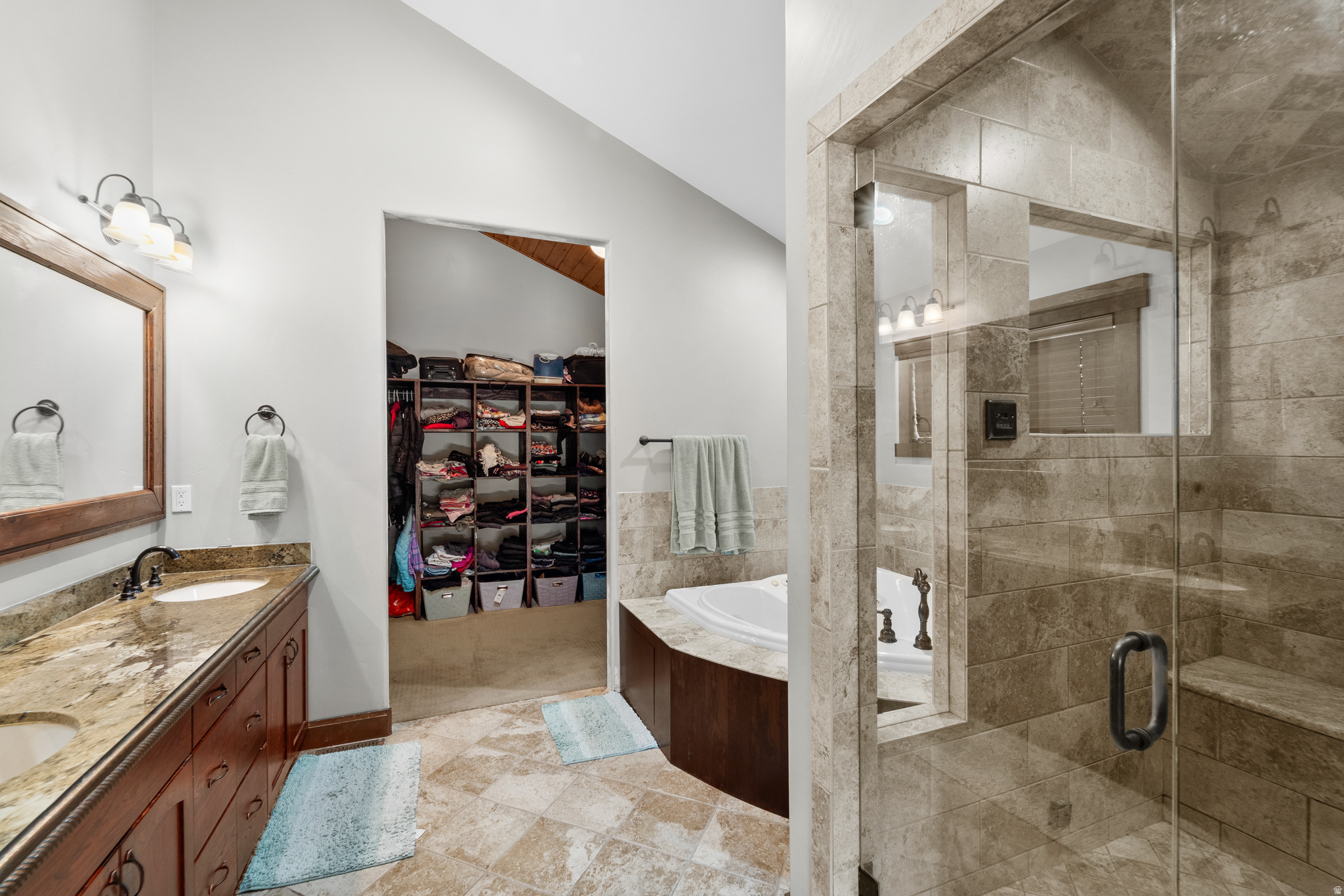 HIGHLAND ESTATES - Residential