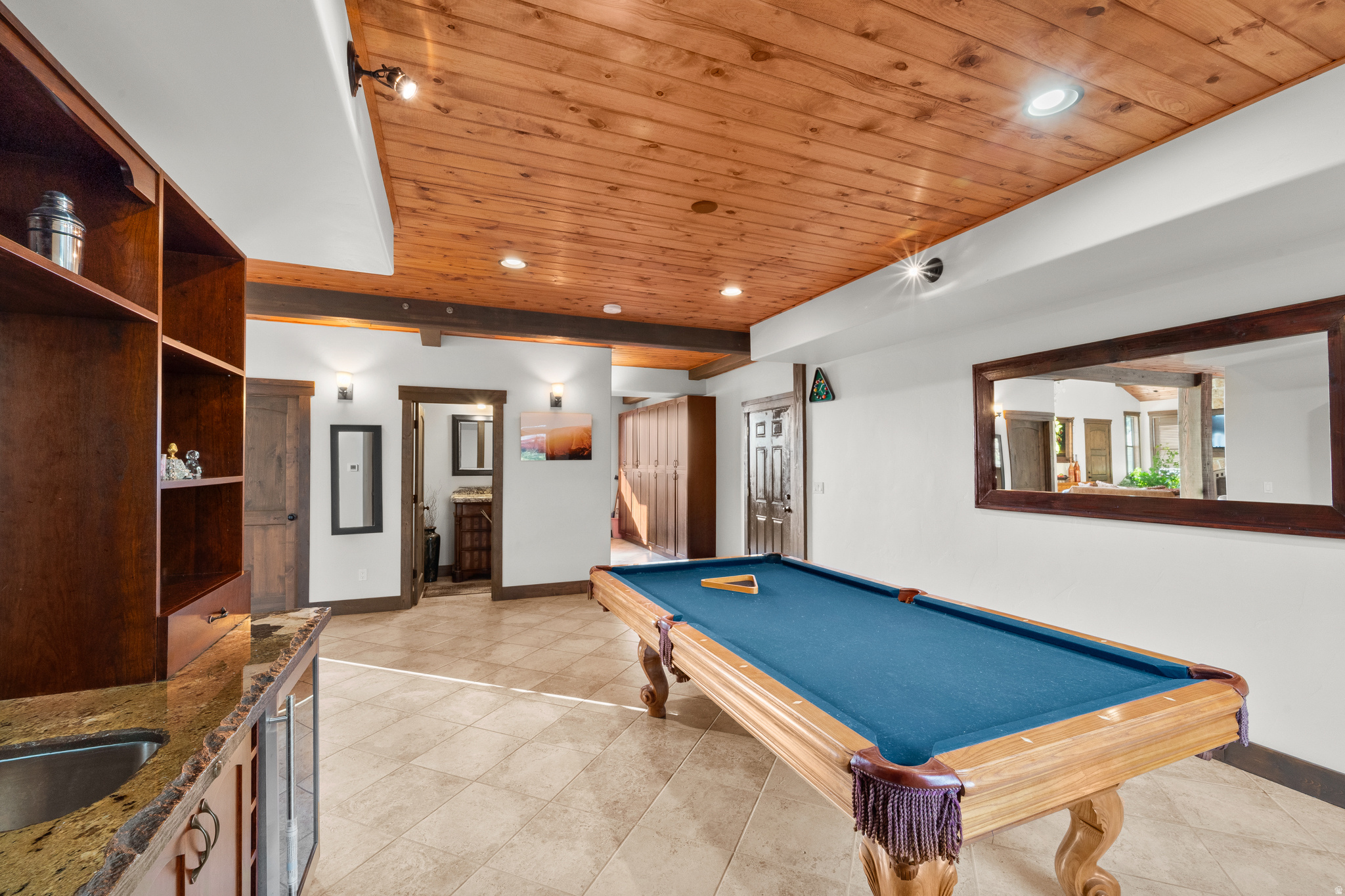 HIGHLAND ESTATES - Residential