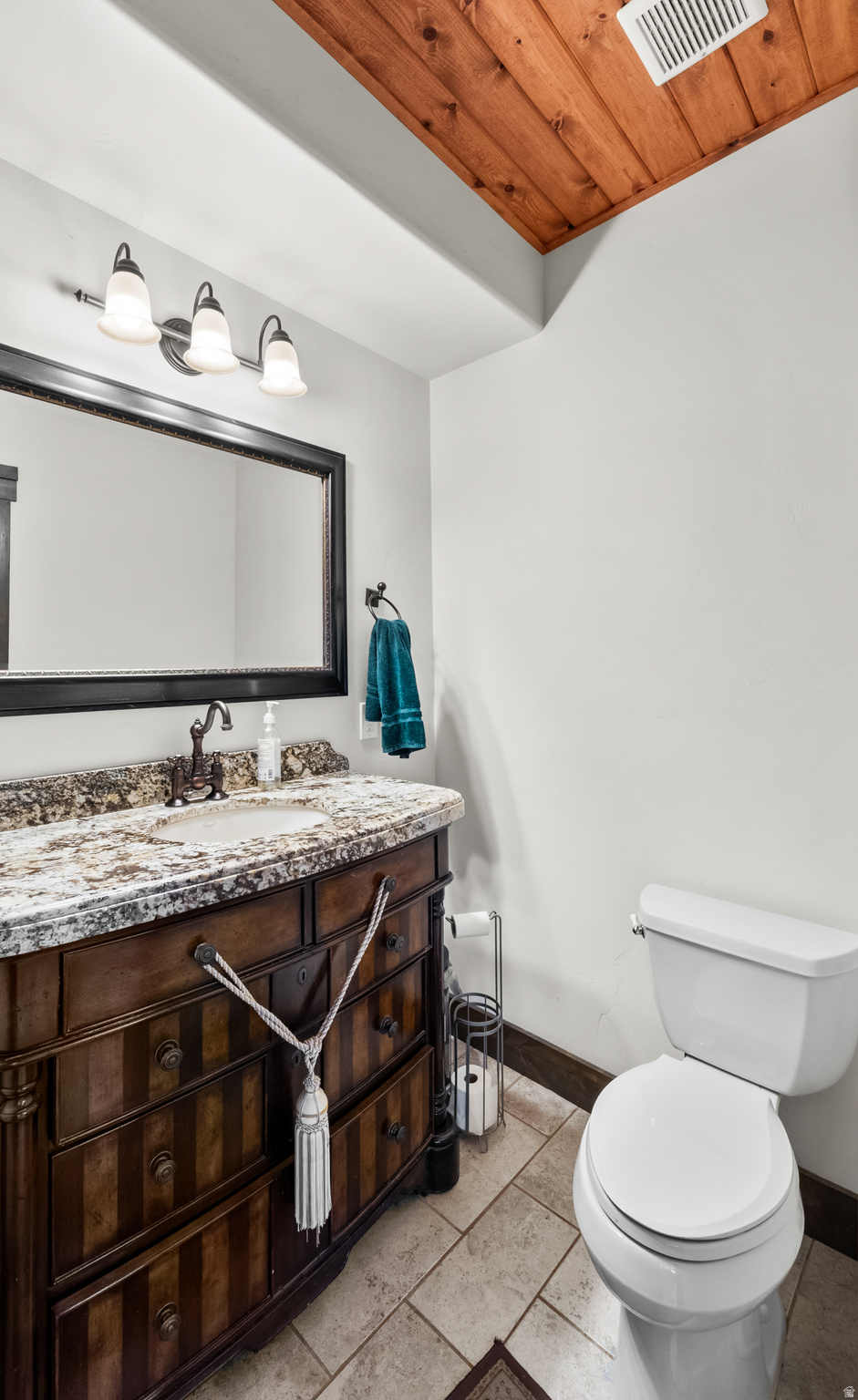 HIGHLAND ESTATES - Residential