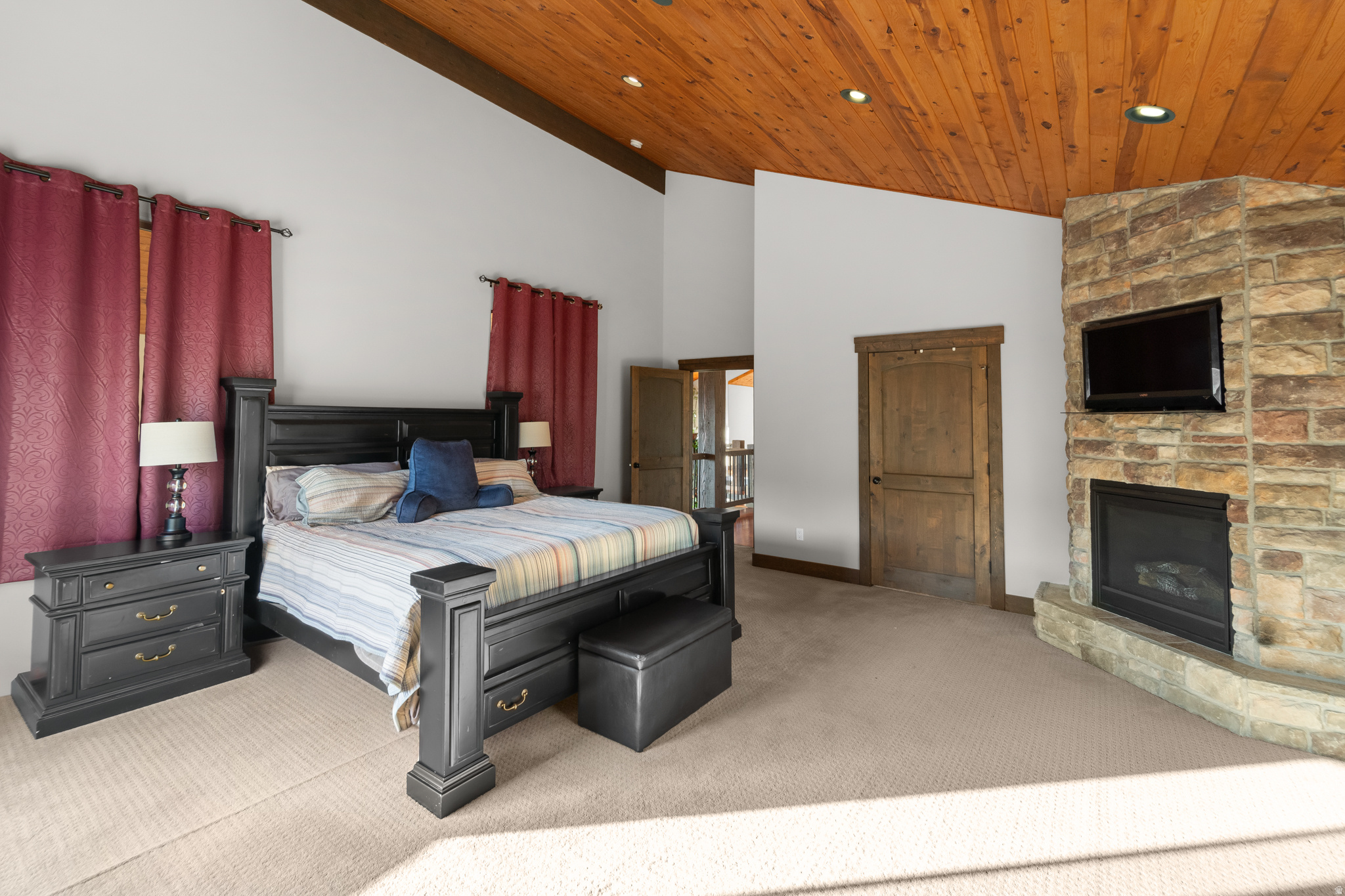 HIGHLAND ESTATES - Residential