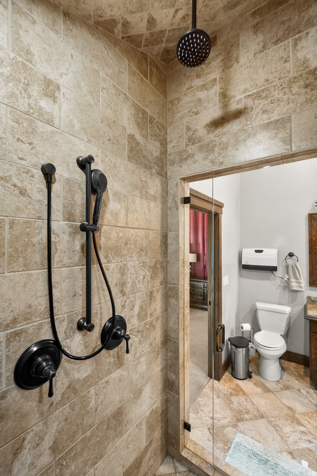 HIGHLAND ESTATES - Residential