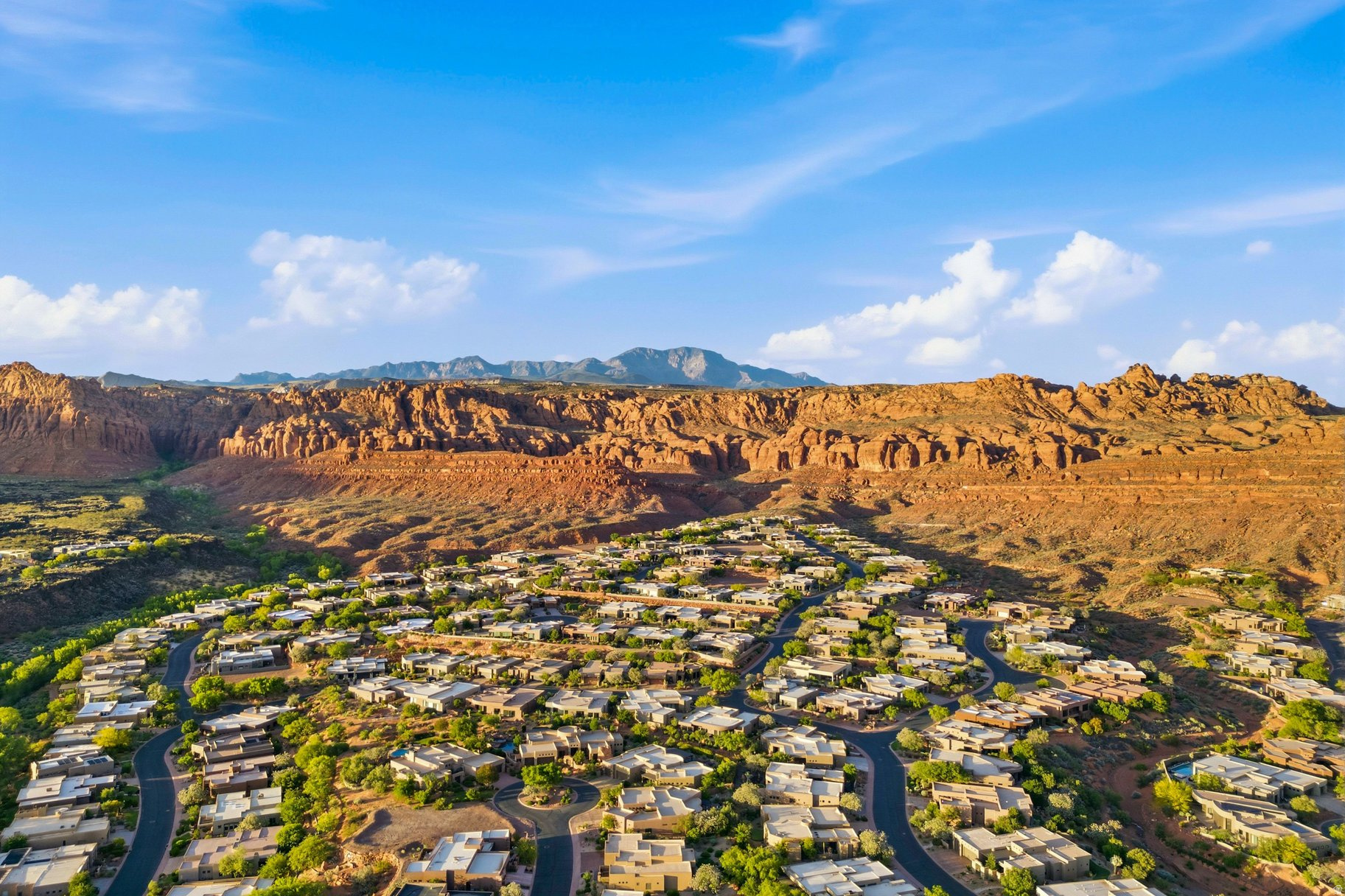 THE RESERVE OF ENTRADA - Residential