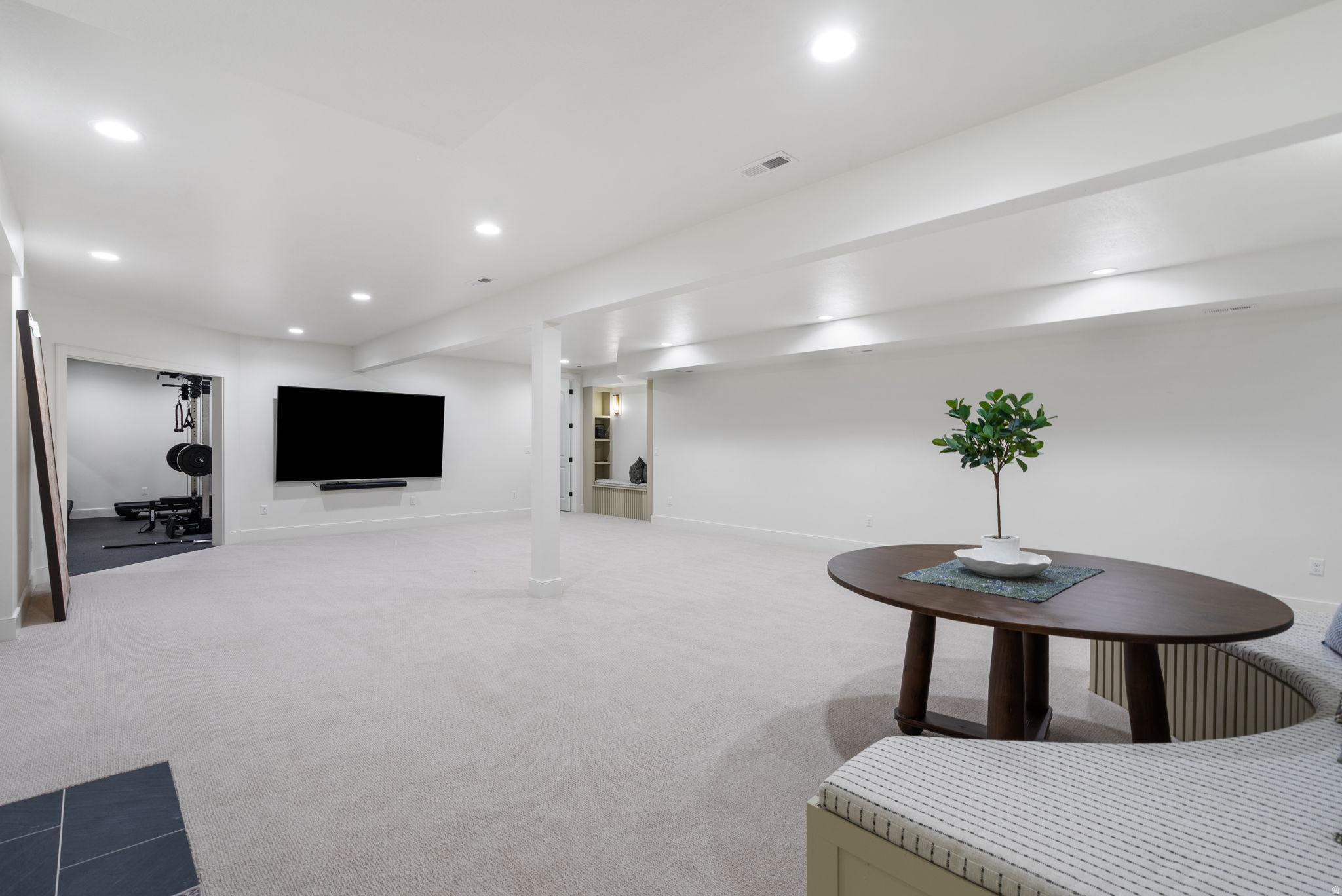 PINE MEADOWS - Residential