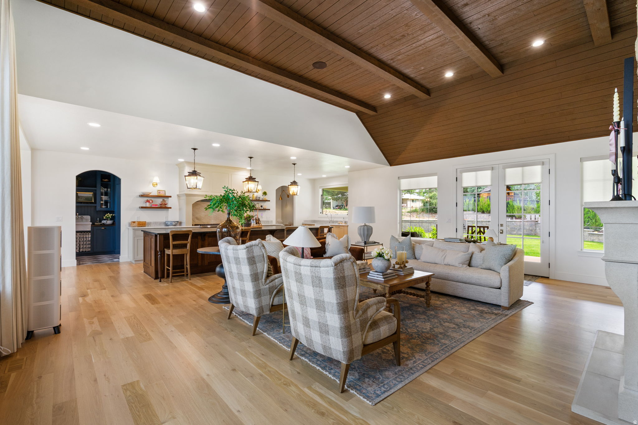 PINE MEADOWS - Residential