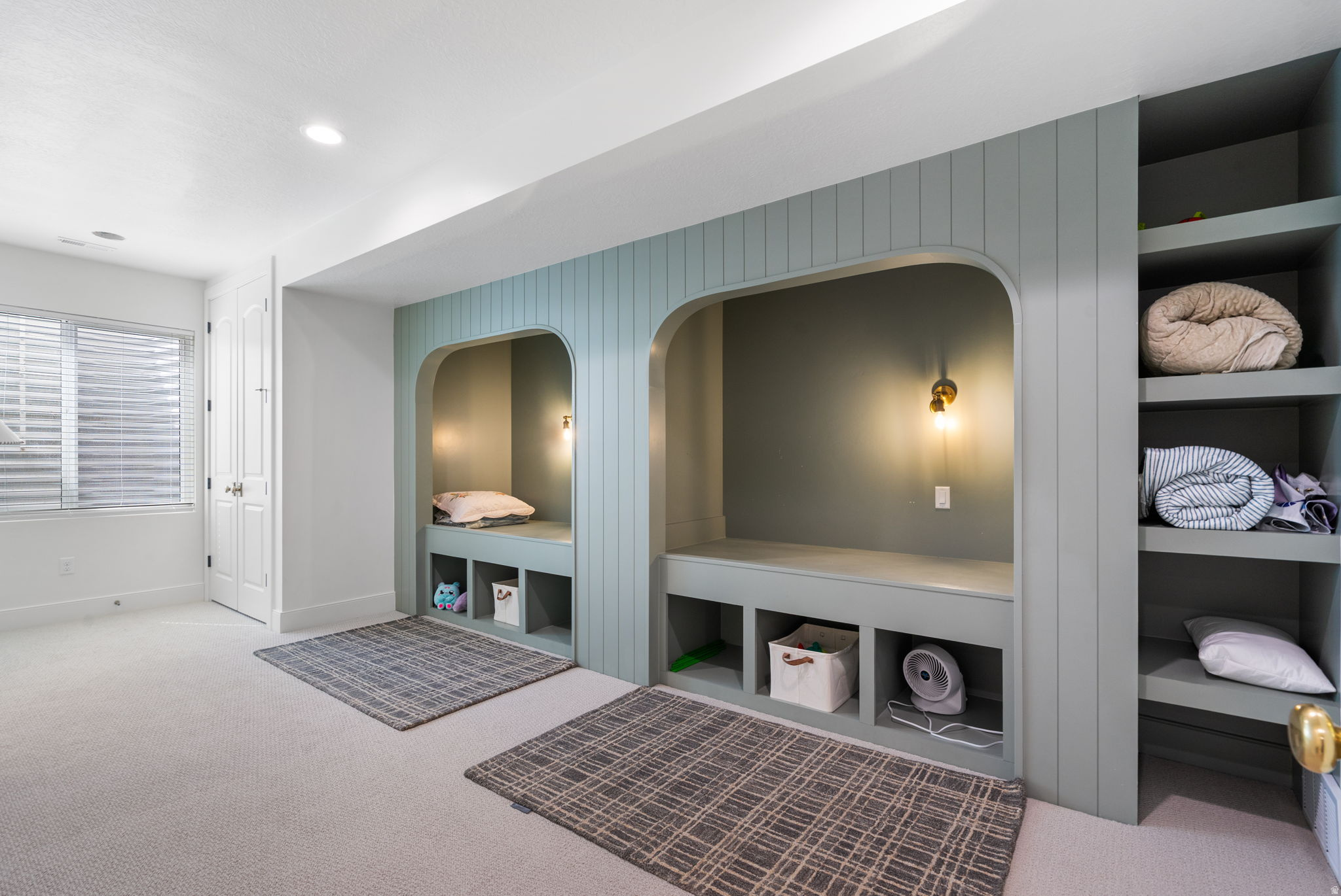 PINE MEADOWS - Residential