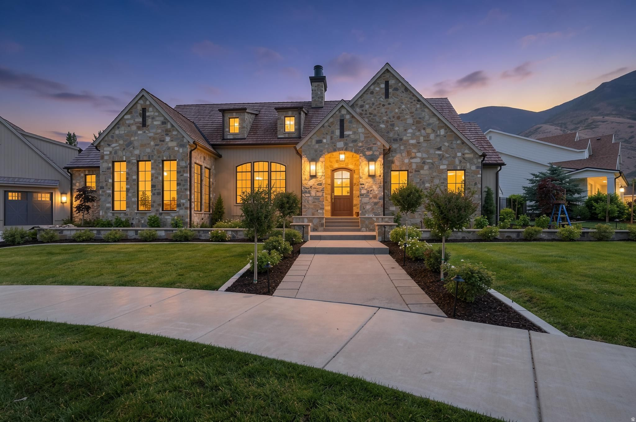 PINE MEADOWS - Residential