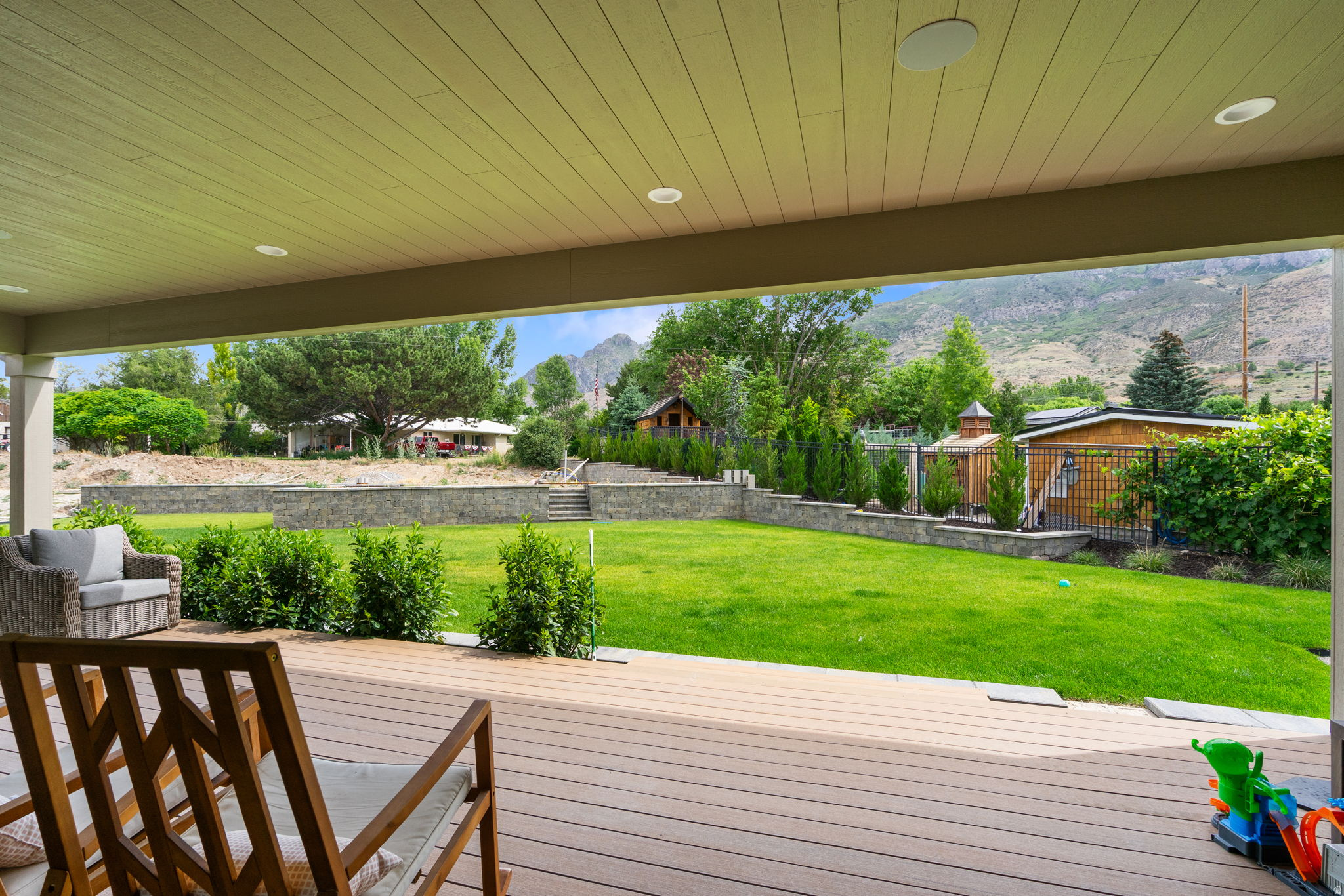 PINE MEADOWS - Residential