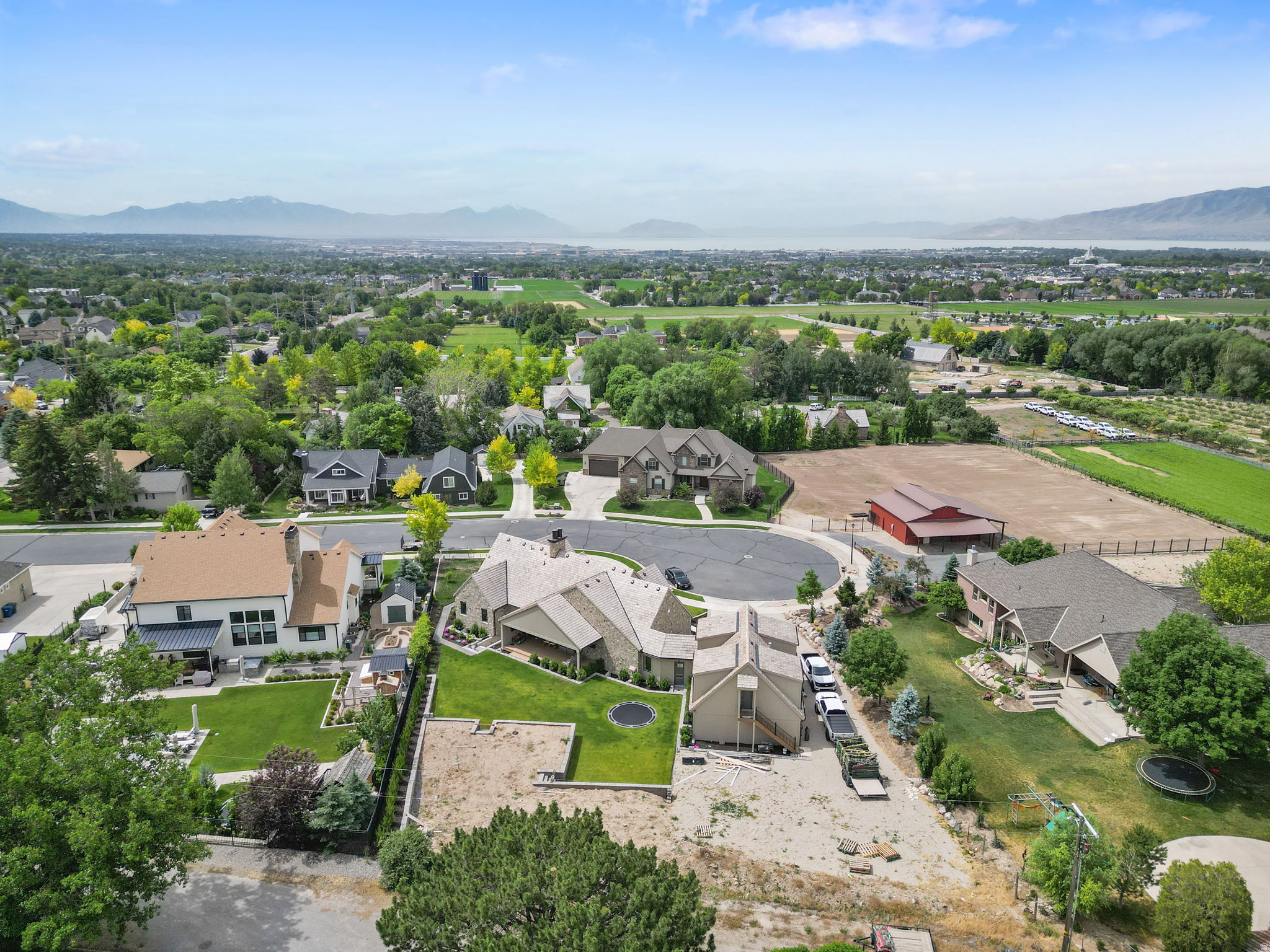 PINE MEADOWS - Residential
